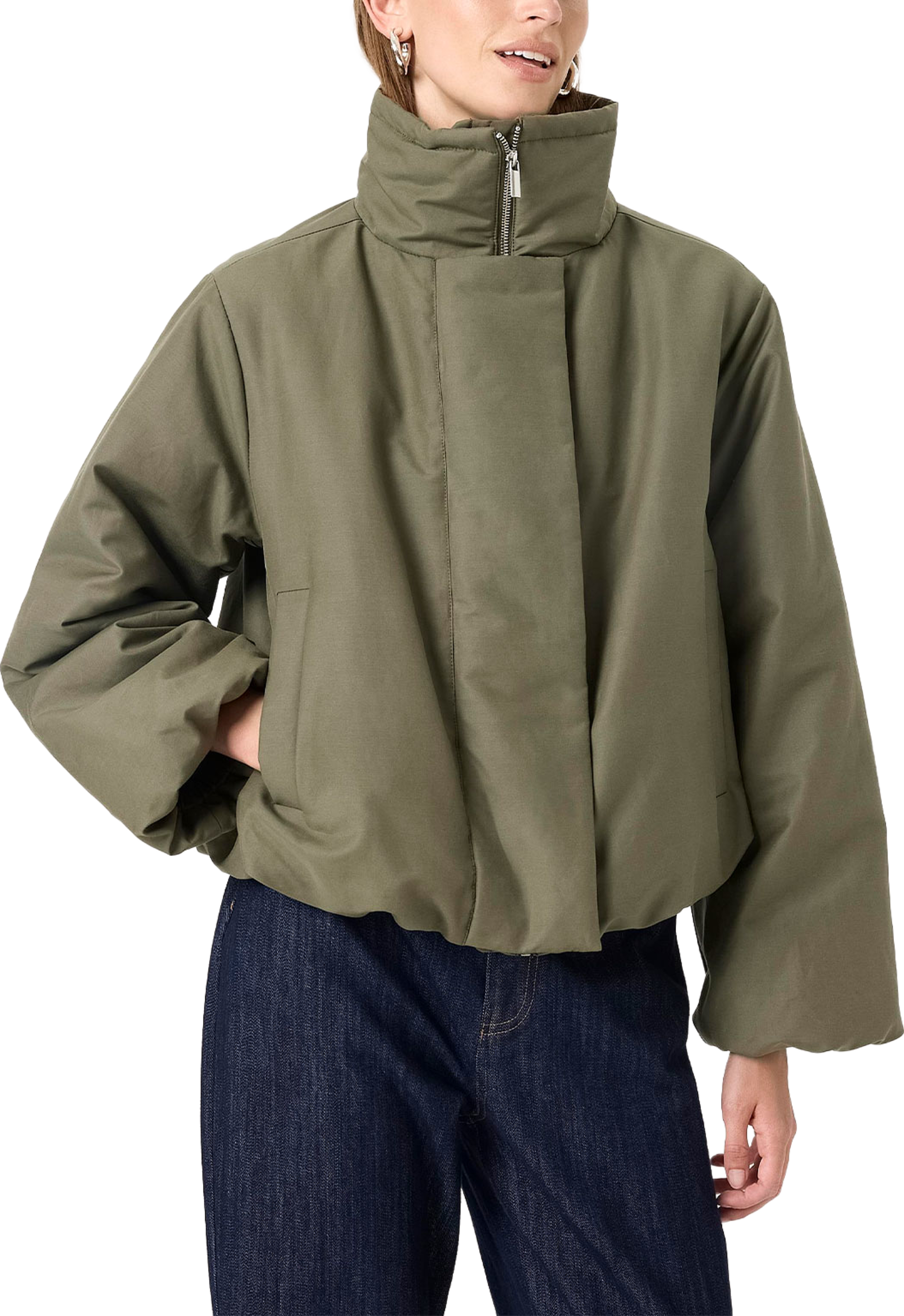 SLAlicie Jacket, från Soaked In Luxury, i färgen Grape Leaf.