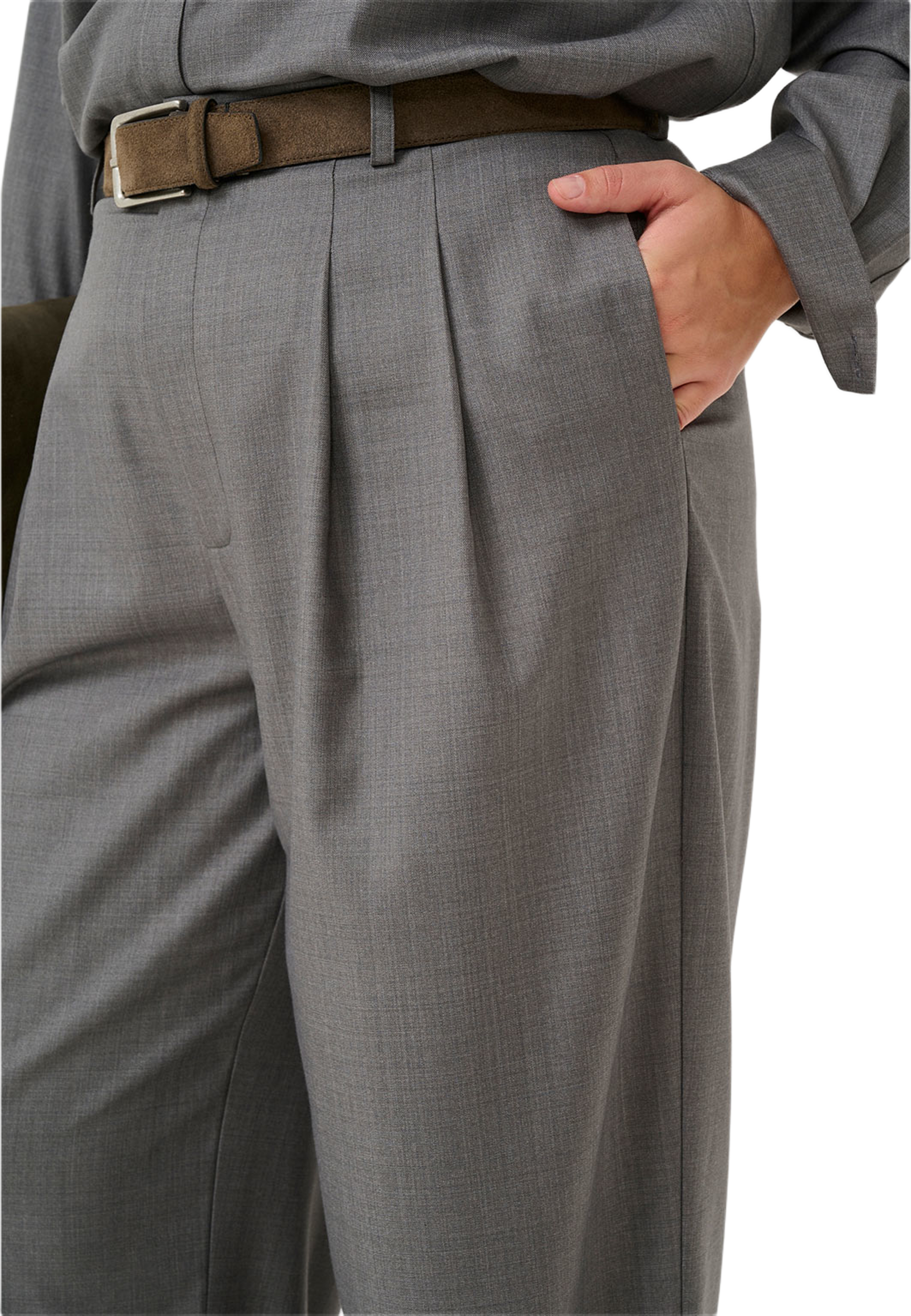 GZeffy Trousers, från Gestuz, i färgen Dark Grey Melange.