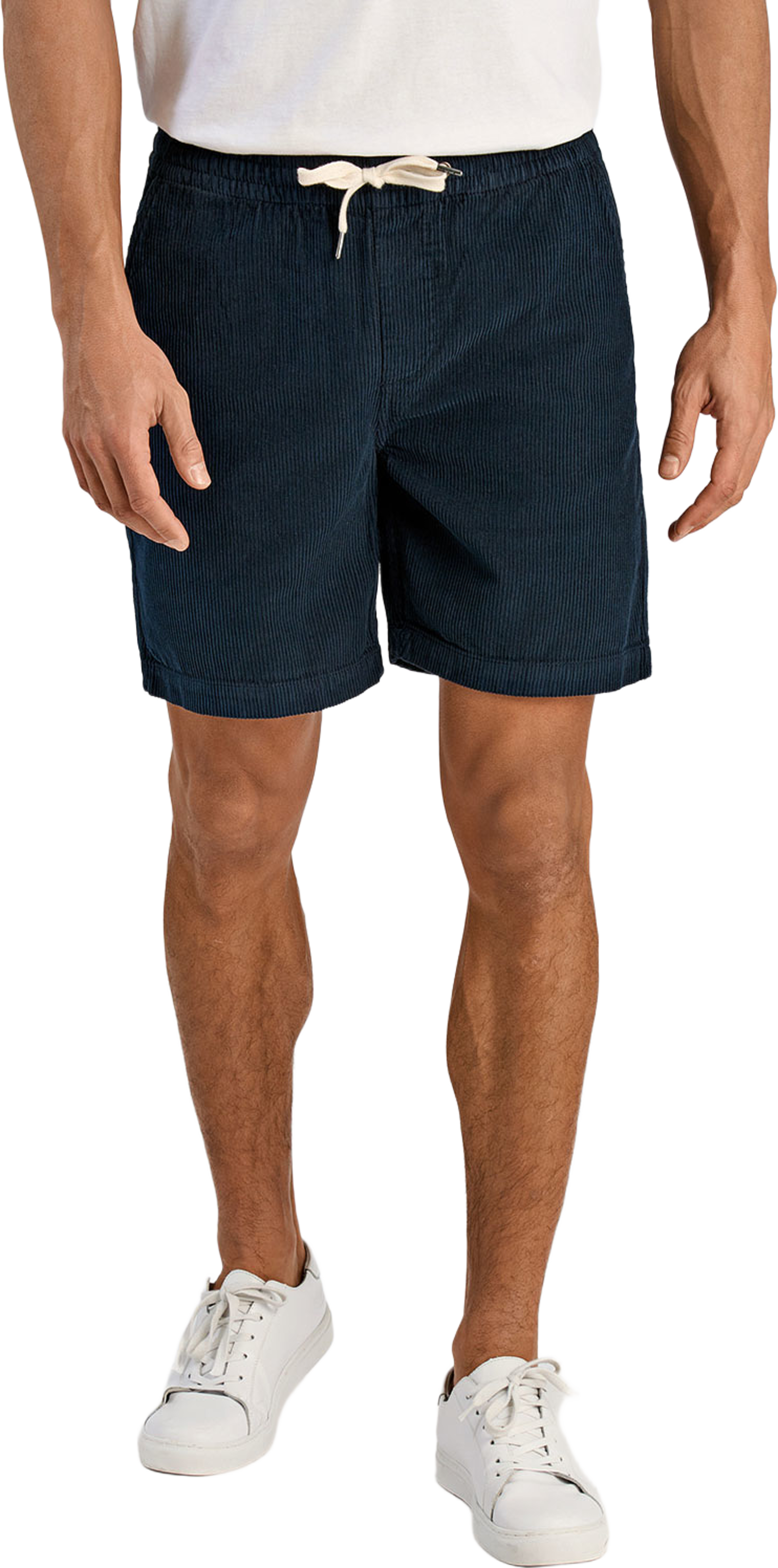 Corduroy Shorts, från Lindbergh, i färgen Navy. Klicka för att öppna bilden i stort format