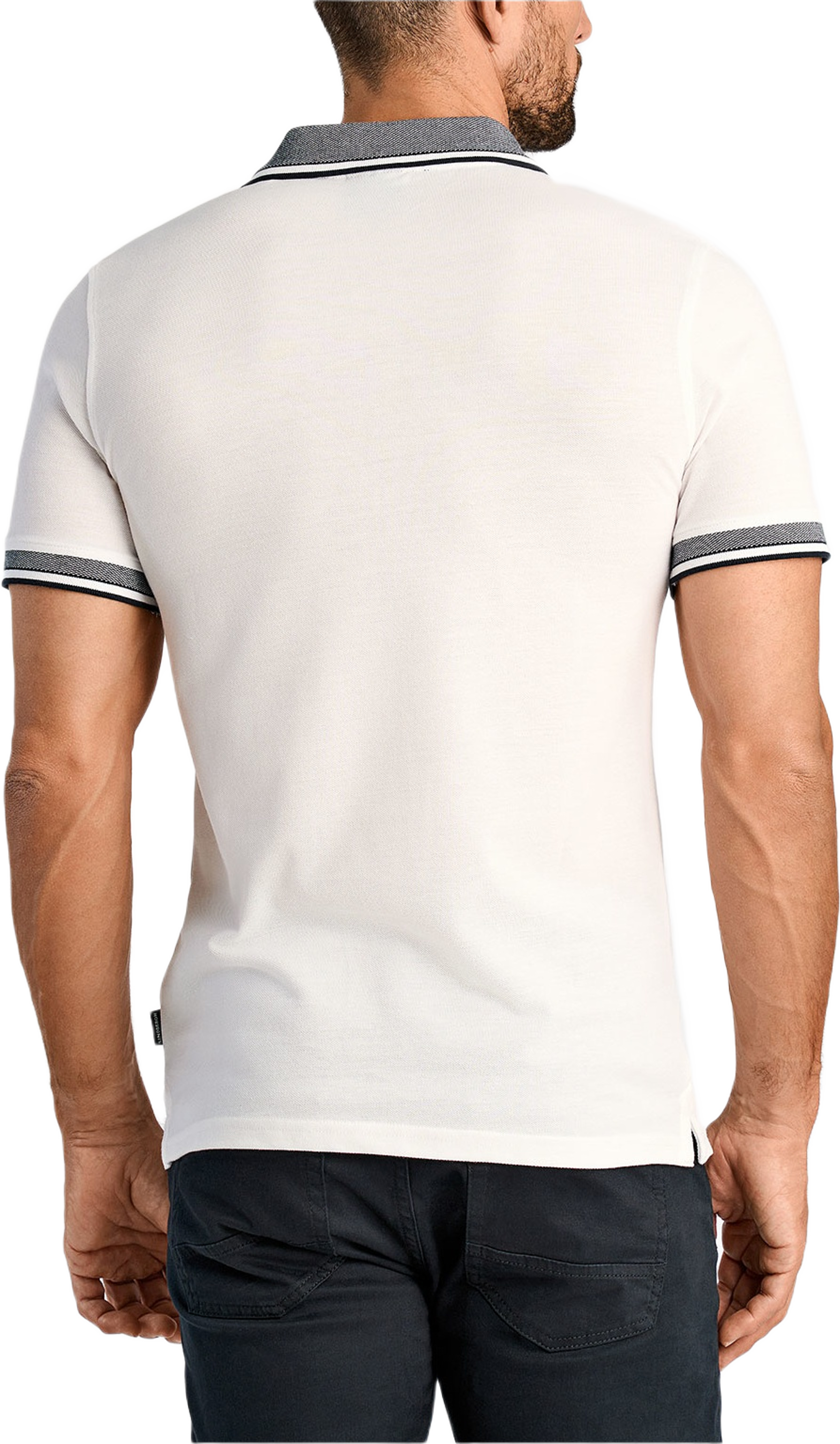Orangic cotton polo piqué S/S- relaxed fit- regular collar, från Lindbergh, i färgen White. Klicka för att öppna bilden i stort format