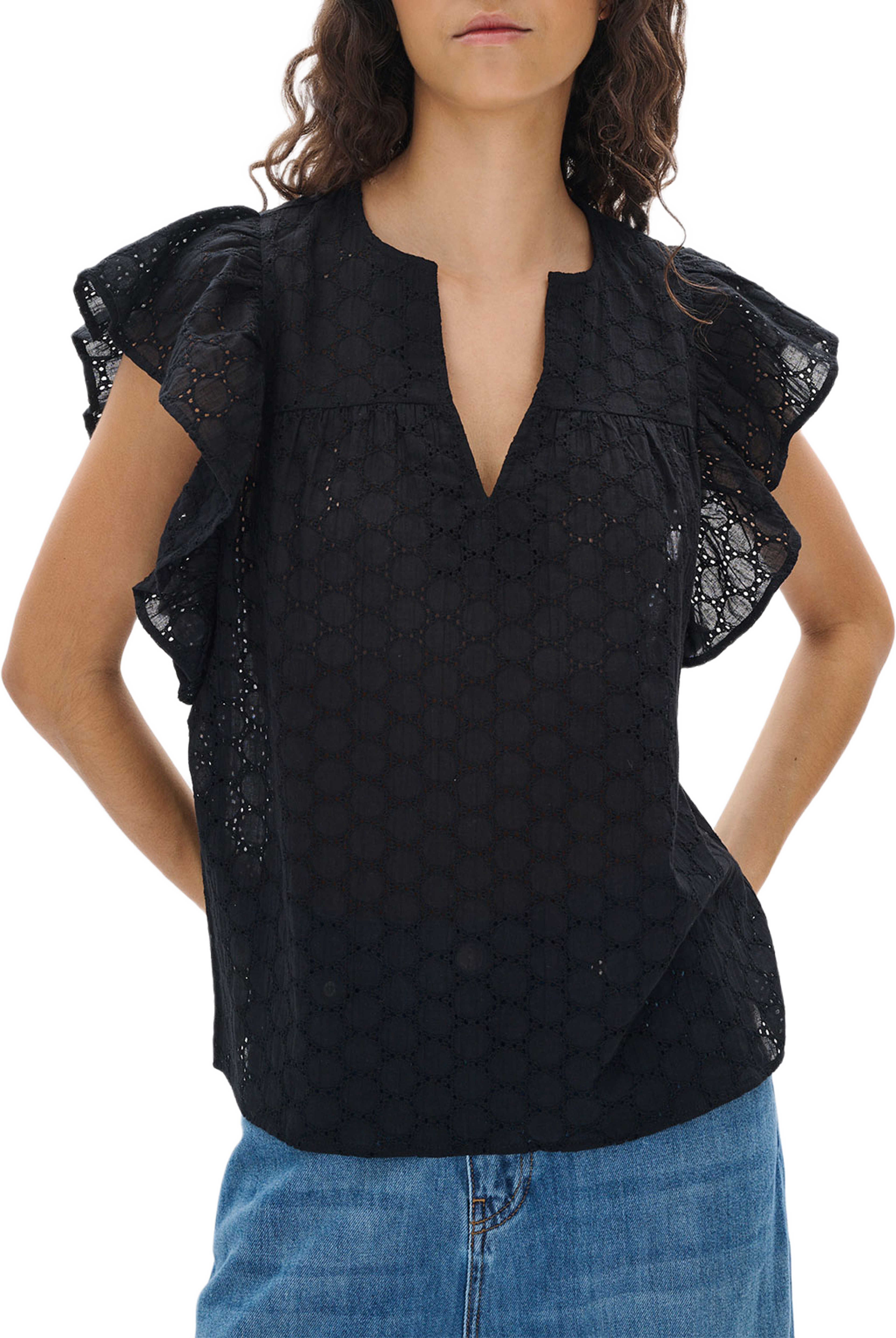 Isra Top, från Inwear, i färgen Black. Klicka för att öppna bilden i stort format