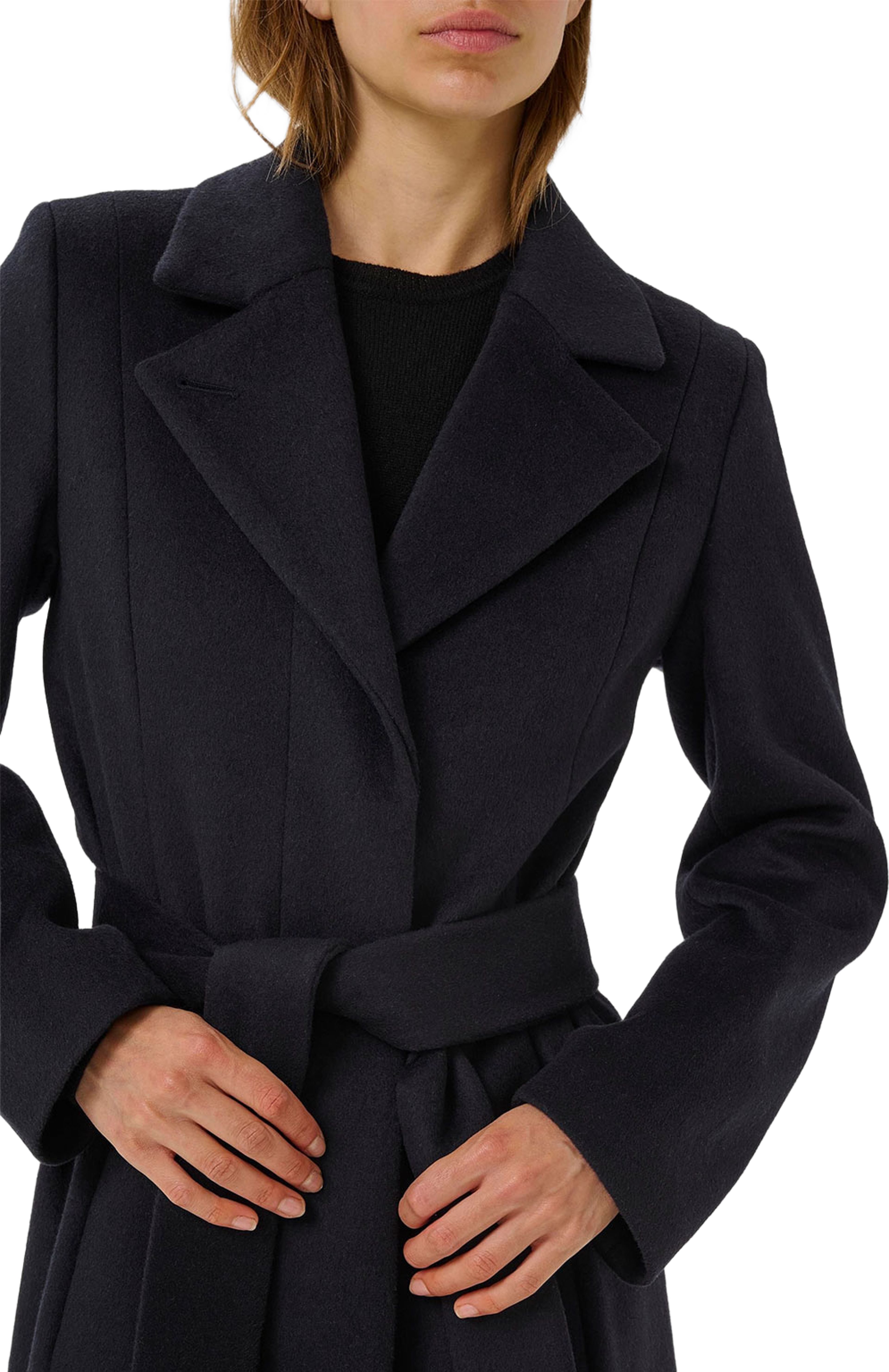 JackyIW Coat, från Inwear, i färgen Marine Blue.