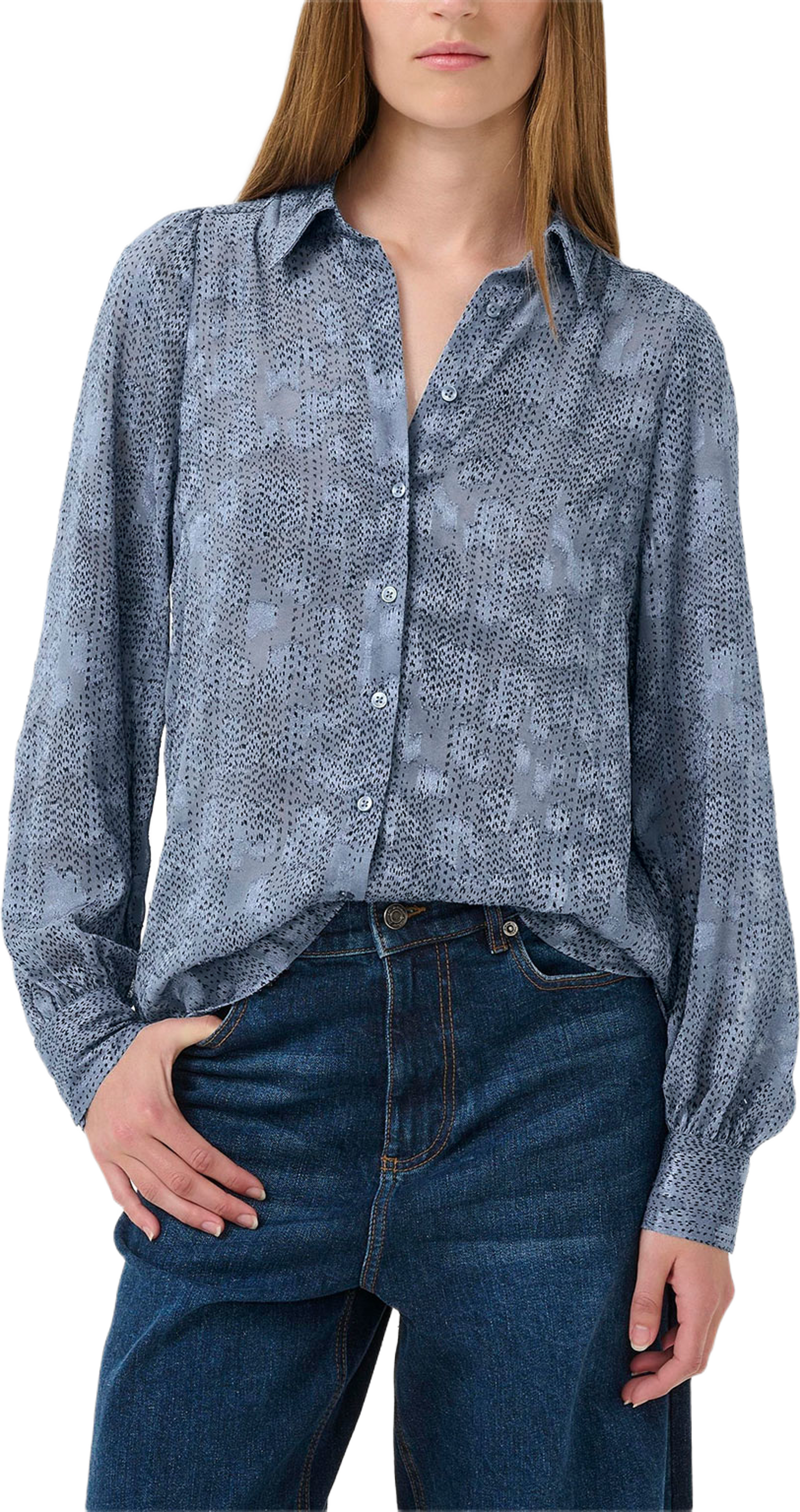 AddisonIW Shirt, från Inwear, i färgen Dotted Surface Blue. Klicka för att öppna bilden i stort format