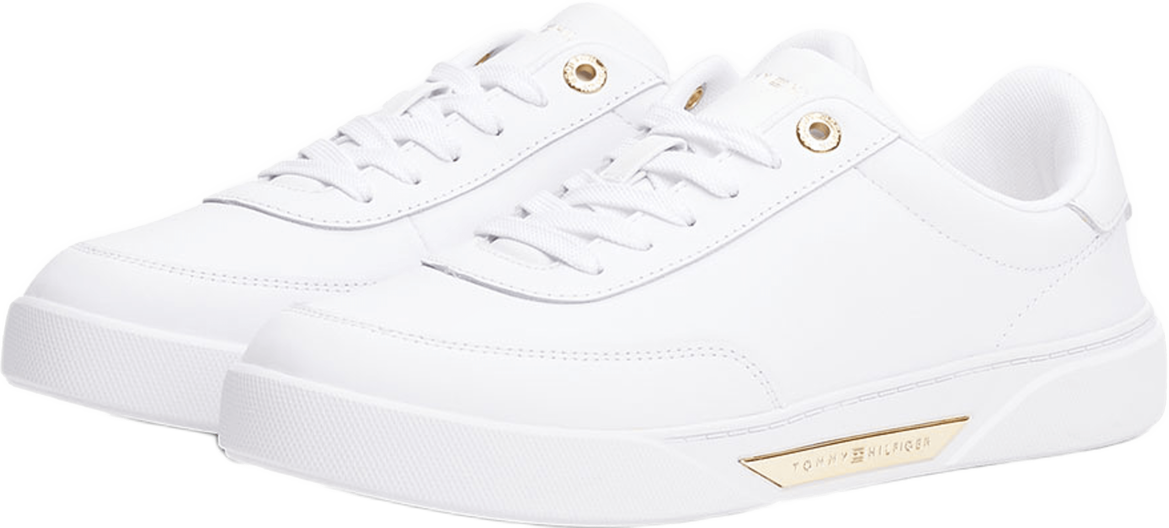 ESSENTIAL CHIC COURT SNEAKER