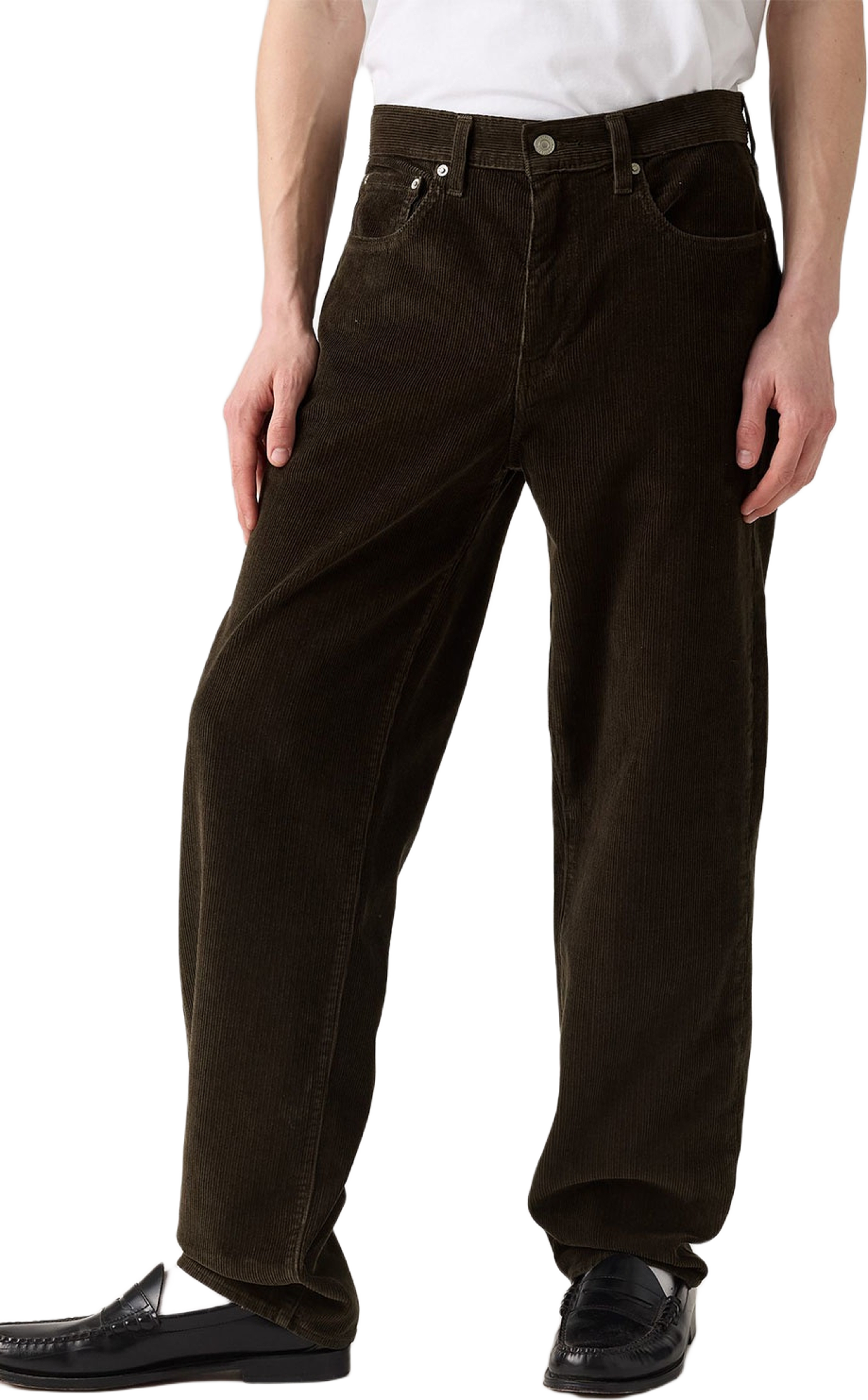 568™ Loose Straight Jeans