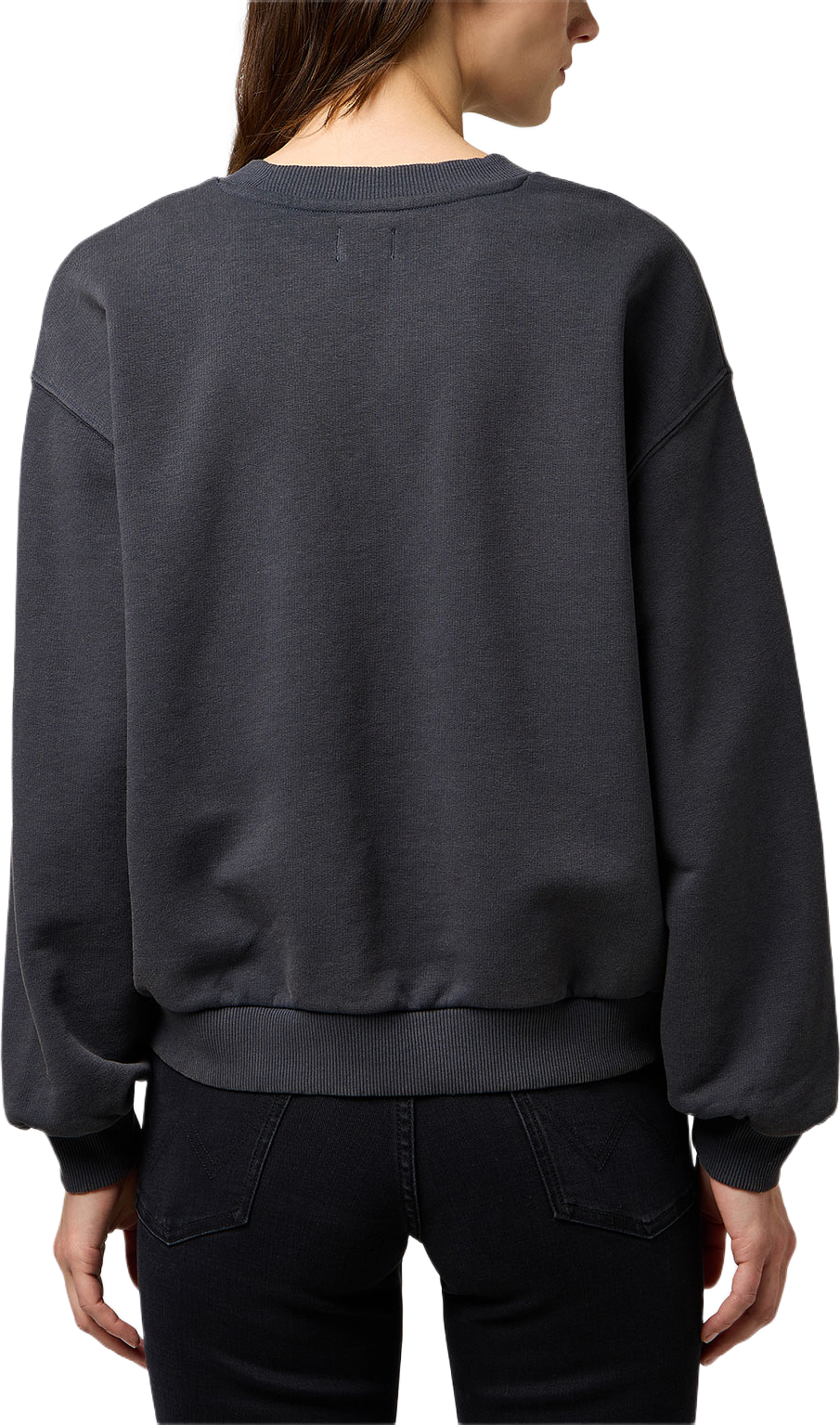 Oversized Sweatshirt, från Wrangler, i färgen Faded Black. Klicka för att öppna bilden i stort format