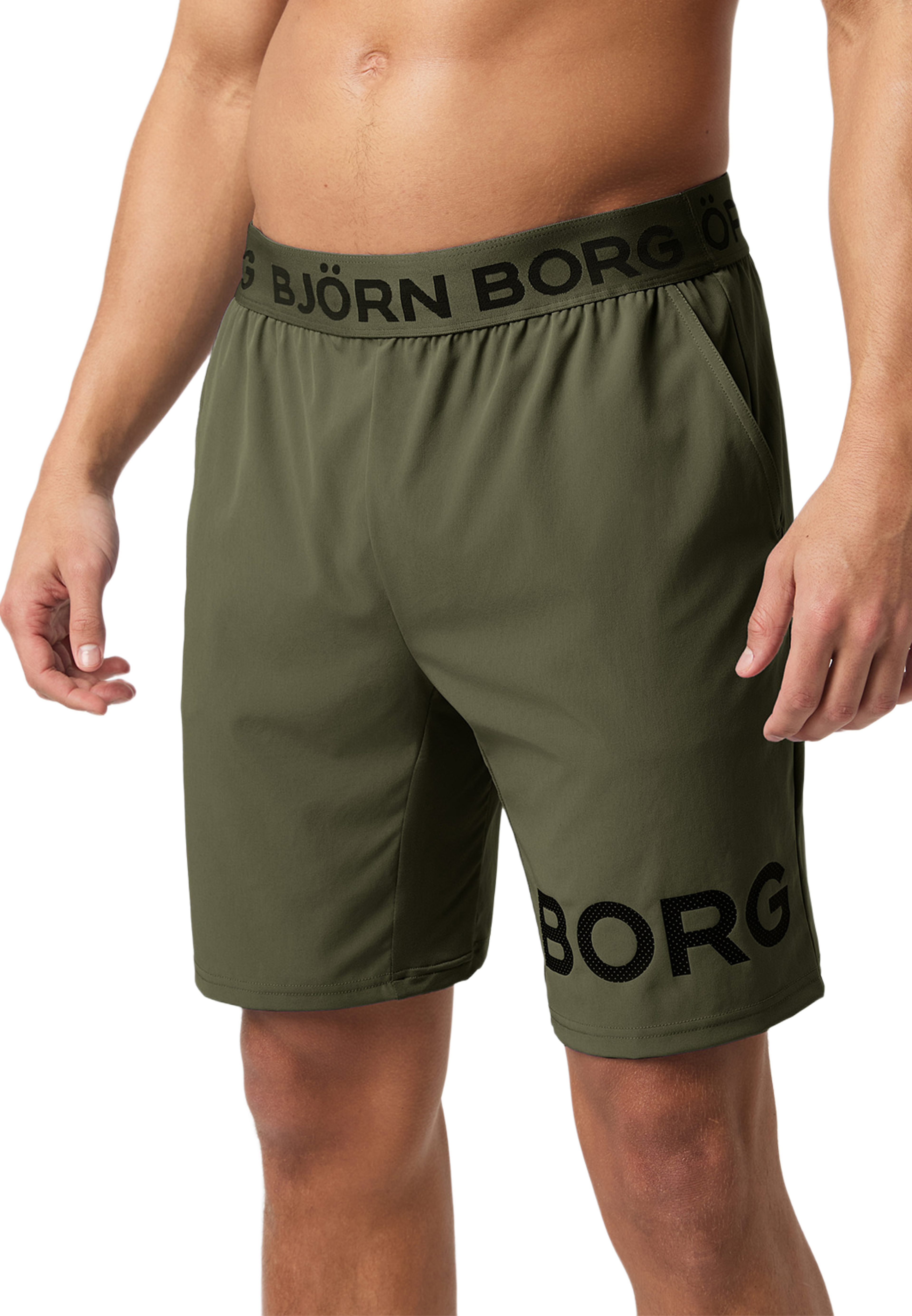 Borg Shorts, från Björn Borg Sport, i färgen Forest Night. Klicka för att öppna bilden i stort format