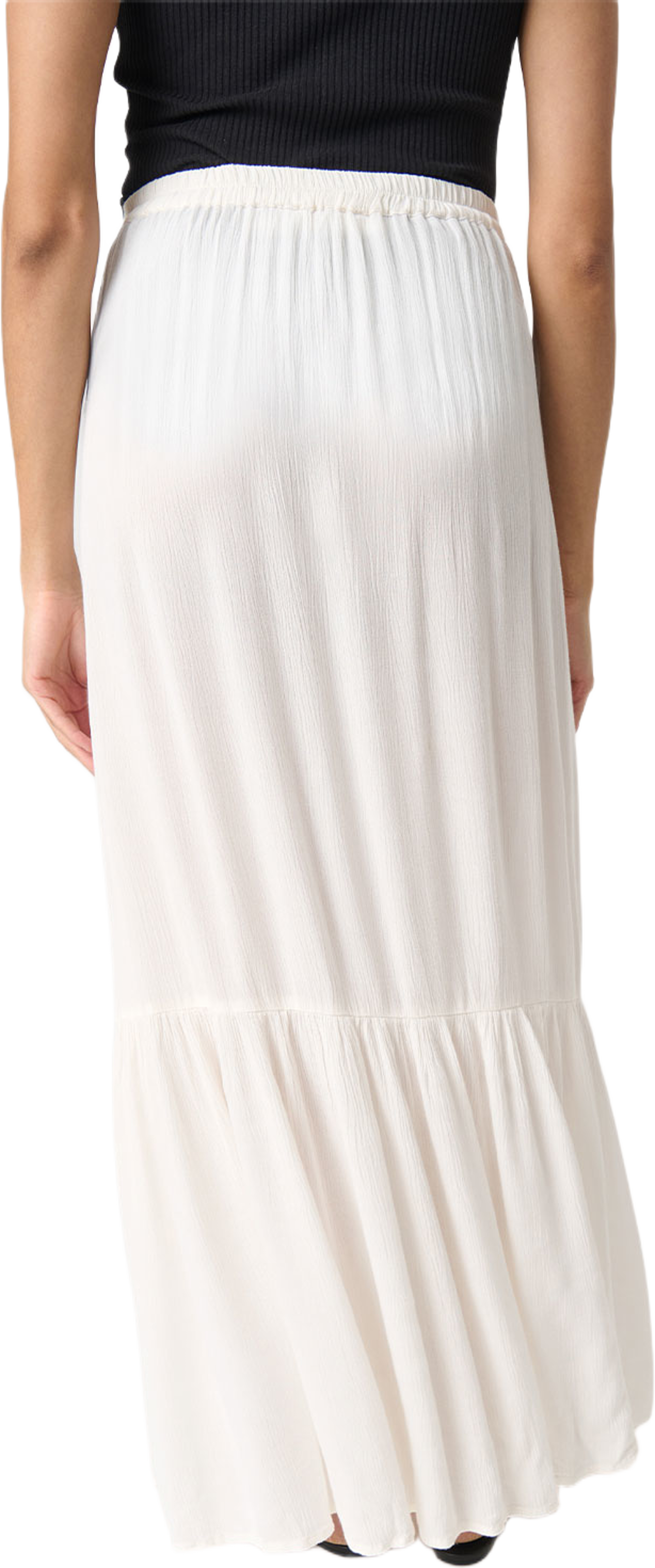 Elonor Maxi Skirt, från Soaked In Luxury, i färgen Whisper White. Klicka för att öppna bilden i stort format