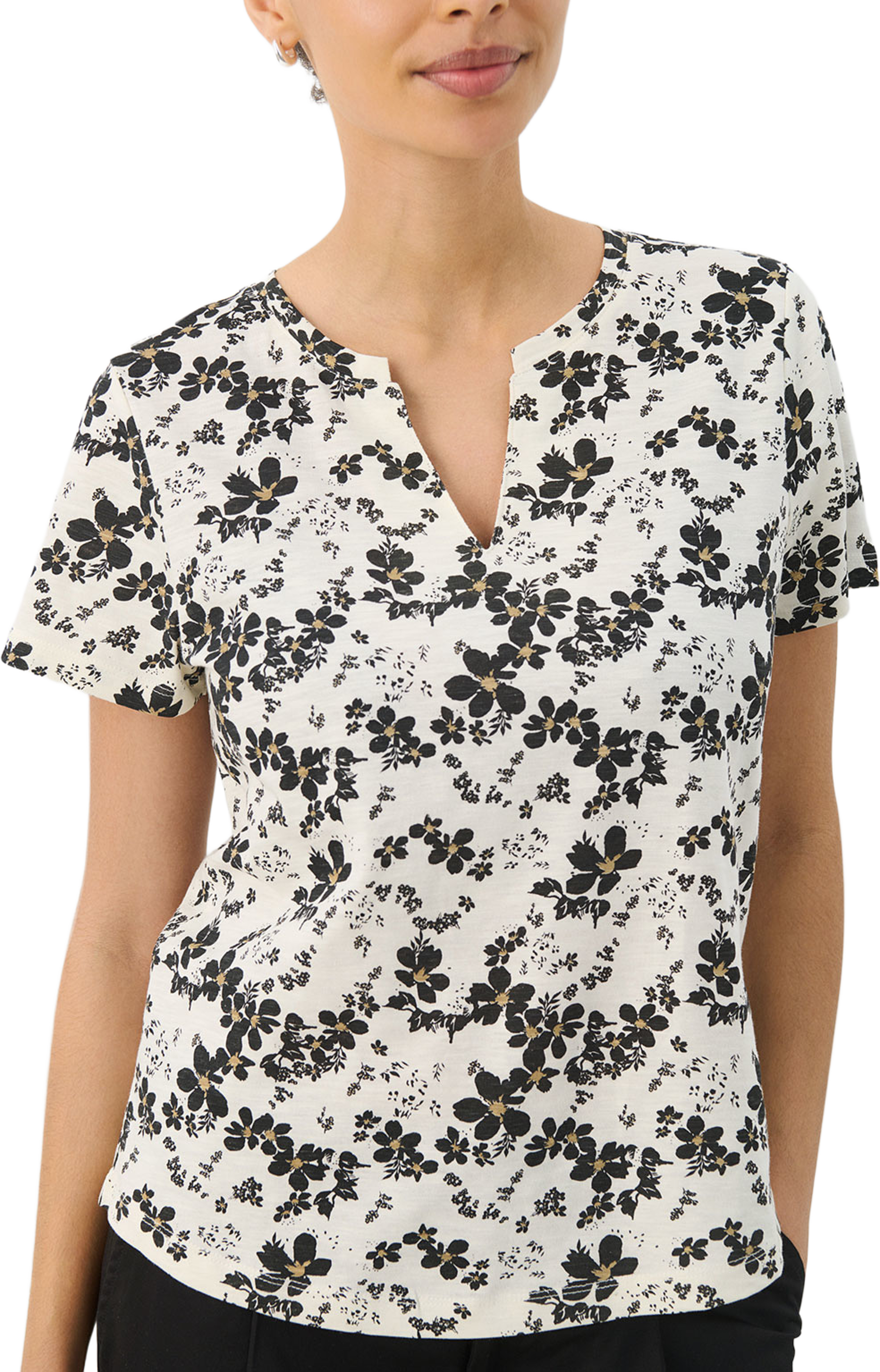 GesinasPW T-shirt, från Part Two, i färgen Black Contrast Flower Print. Klicka för att öppna bilden i stort format