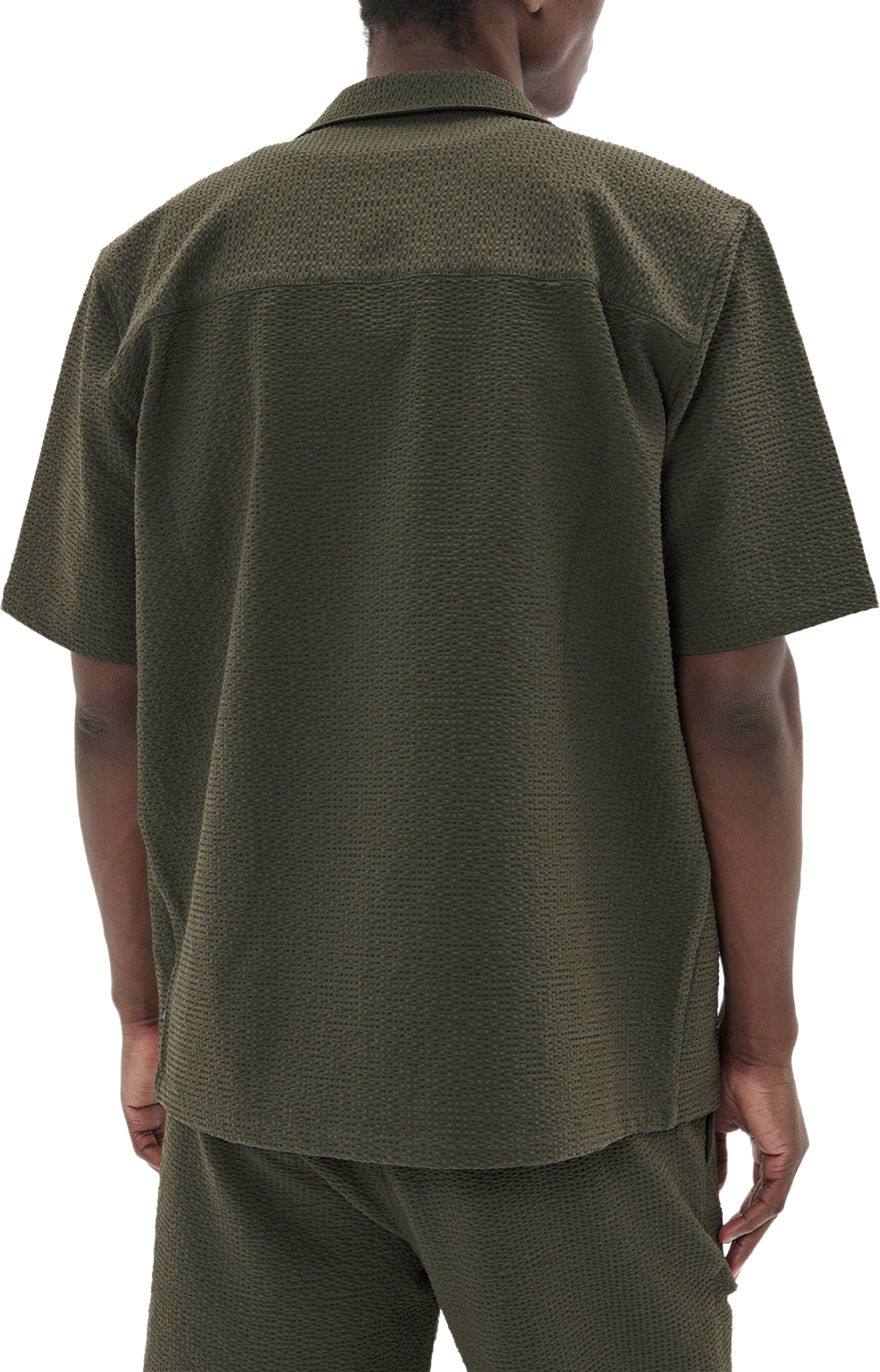 Klampo Shirt, från Matinique, i färgen Light Army. Klicka för att öppna bilden i stort format