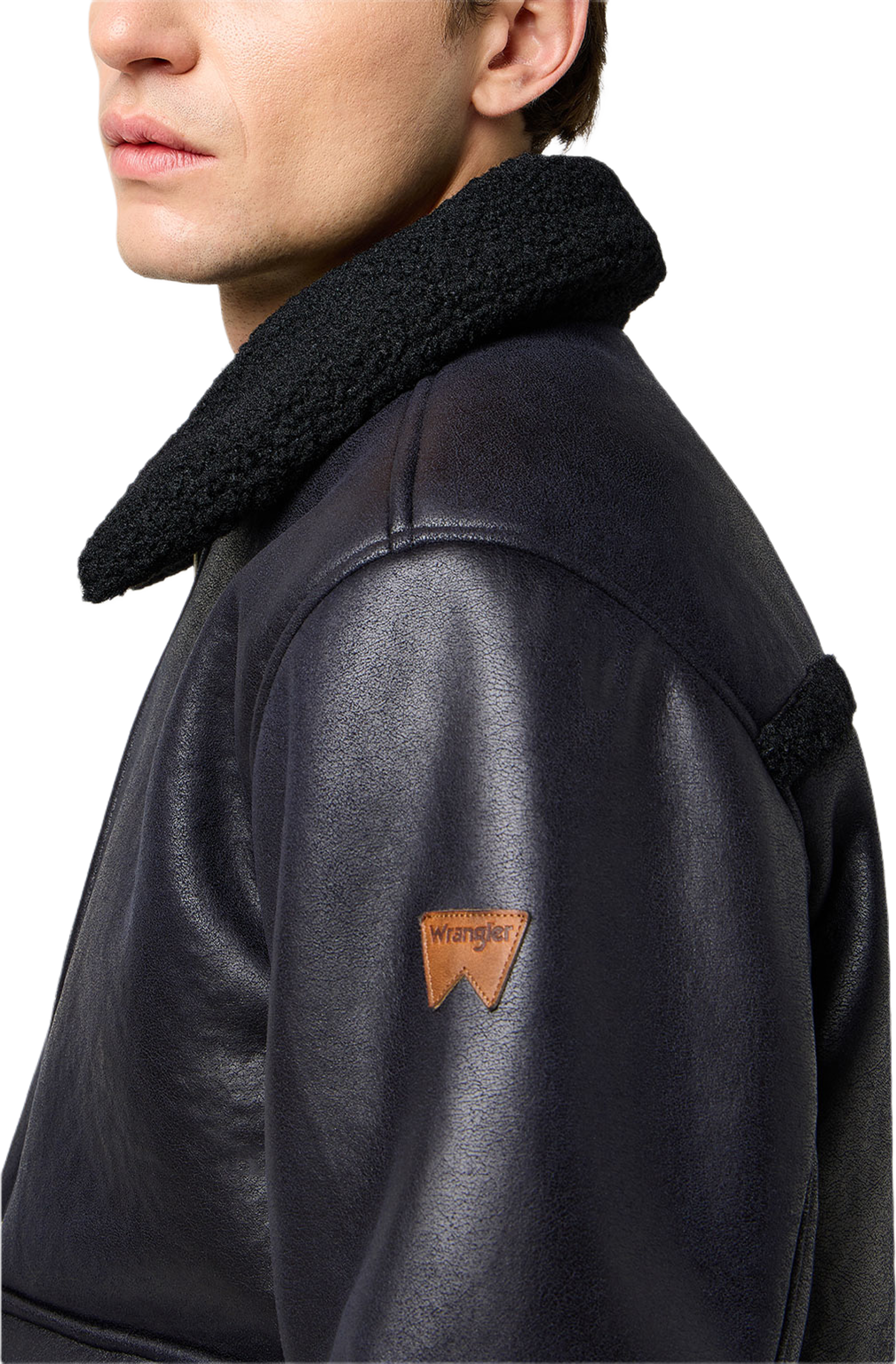 Shearling Jacket, från Wrangler, i färgen Black. Klicka för att öppna bilden i stort format