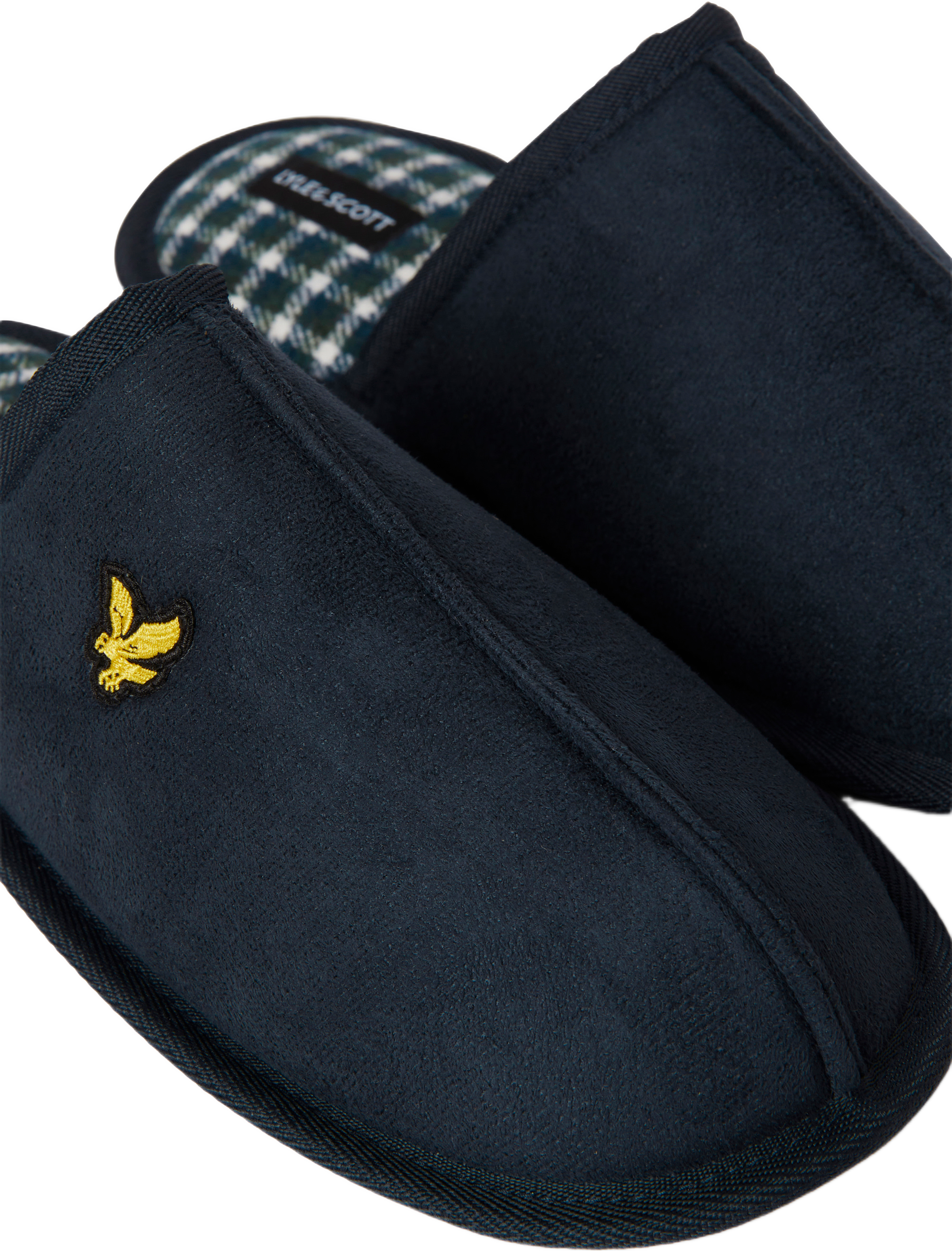 Pippin Slipper, från Lyle & Scott, i färgen Salute. Klicka för att öppna bilden i stort format