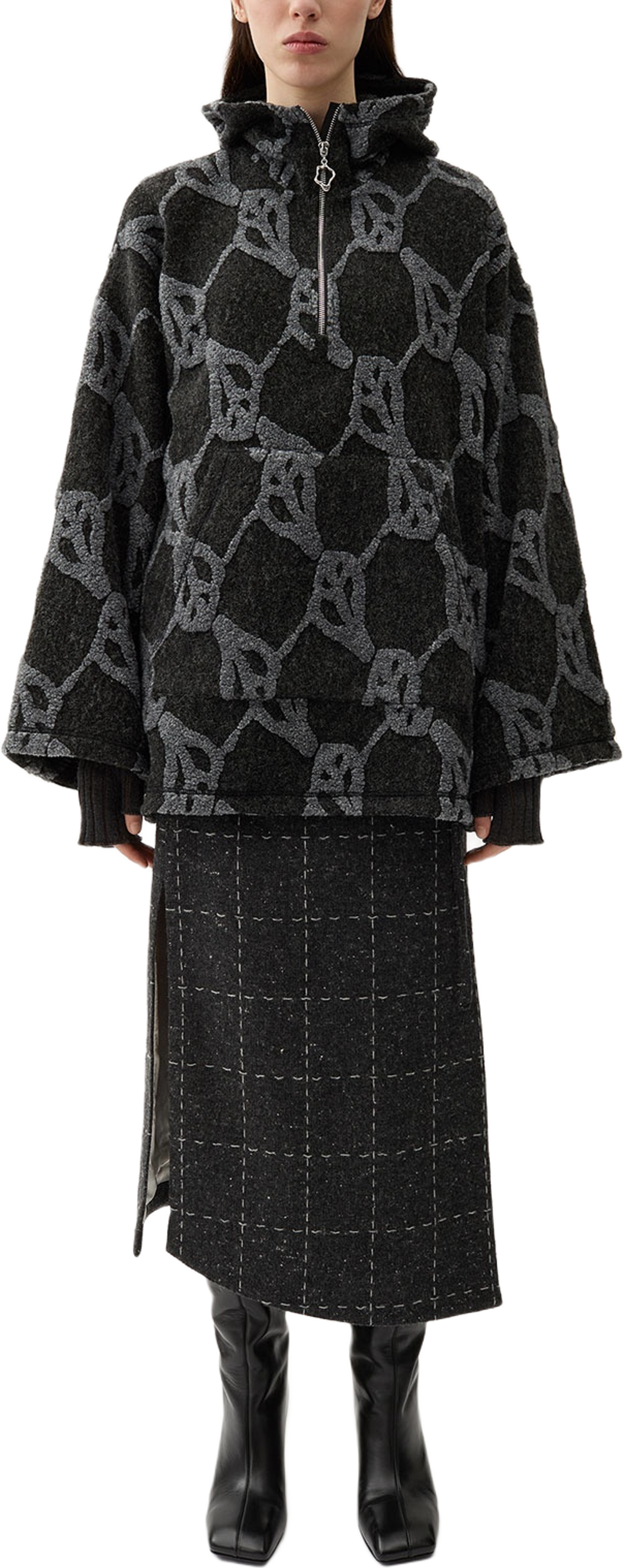 Hilma Jacquard Hoddie, från Rodebjer, i färgen Dark Grey Melange.