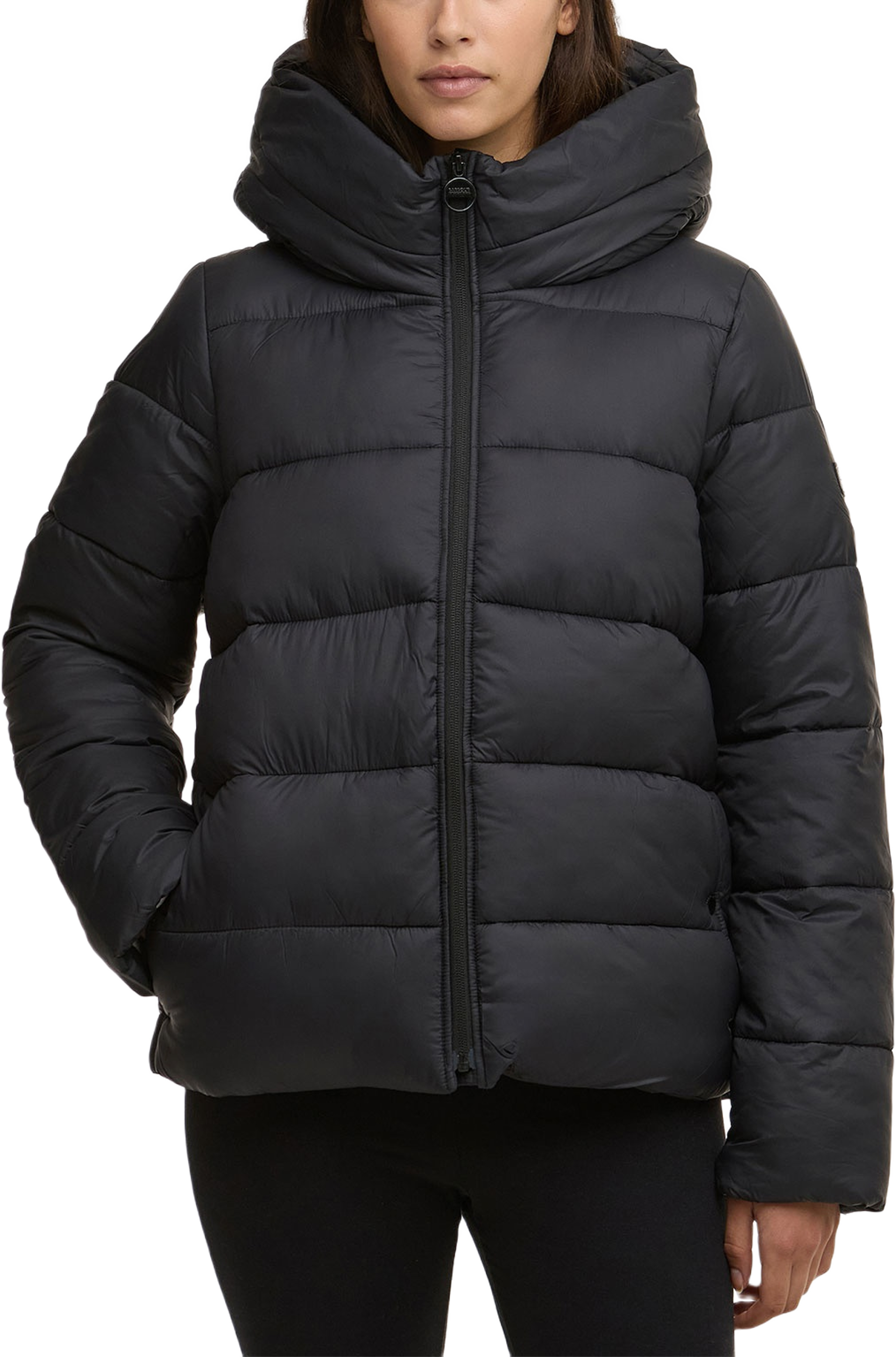 B.Intl Olivios Puffer Jacket, från Barbour, i färgen Black.