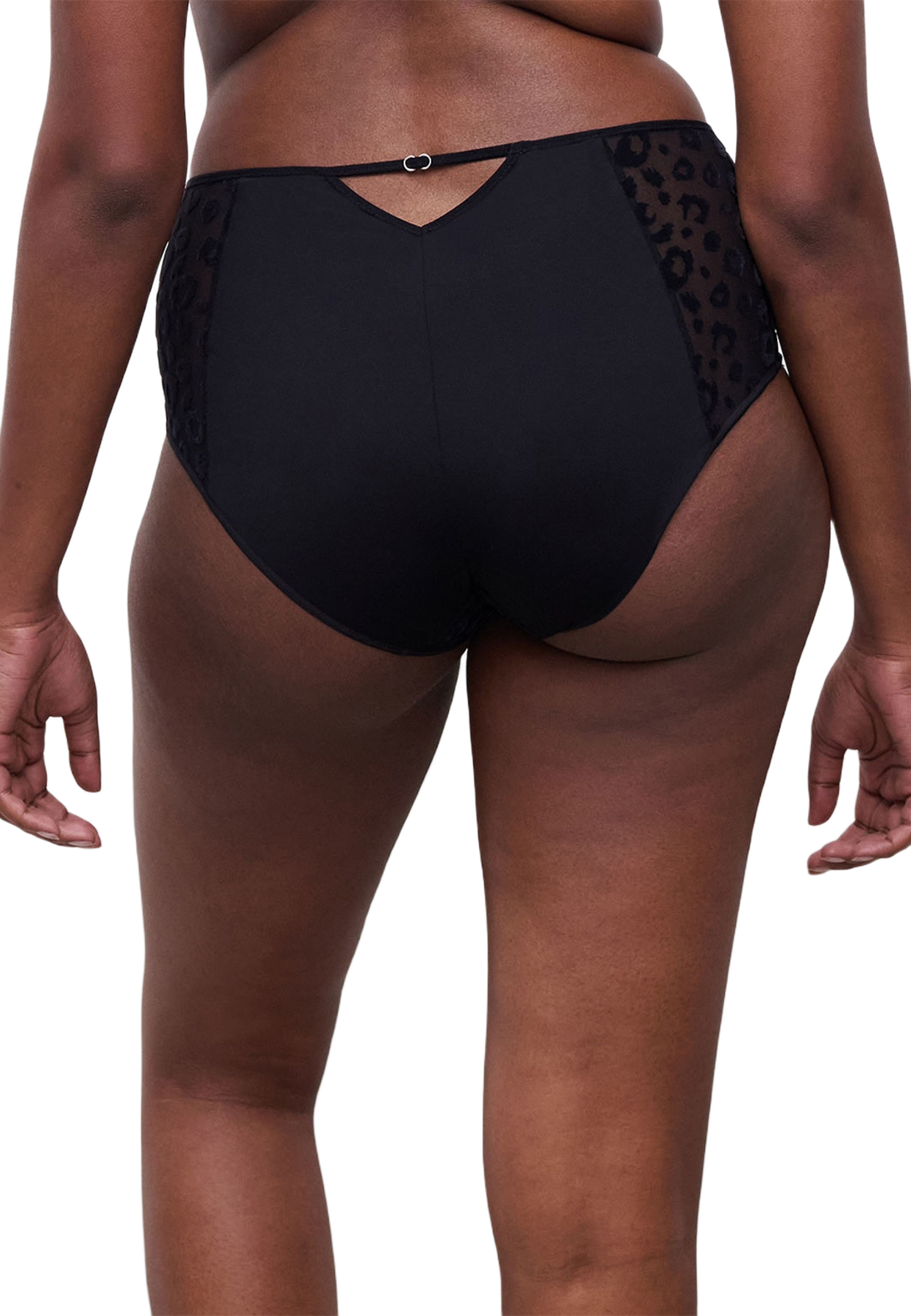 Girls High Waisted Brief, från Chantelle, i färgen Black. Klicka för att öppna bilden i stort format
