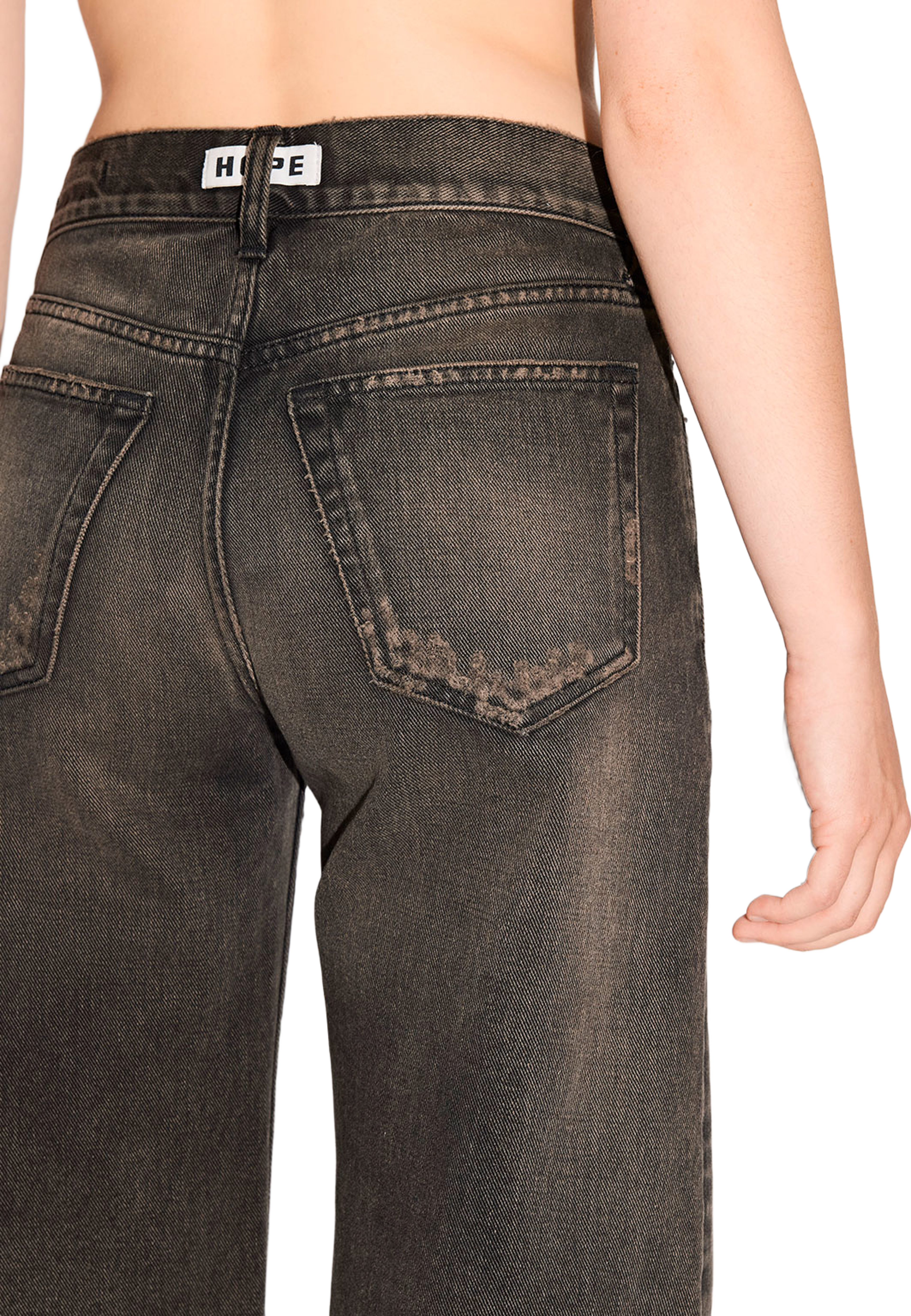 Shake Jeans Dirty Black Vintage, från Hope, i färgen Dirty Black Vintage. Klicka för att öppna bilden i stort format