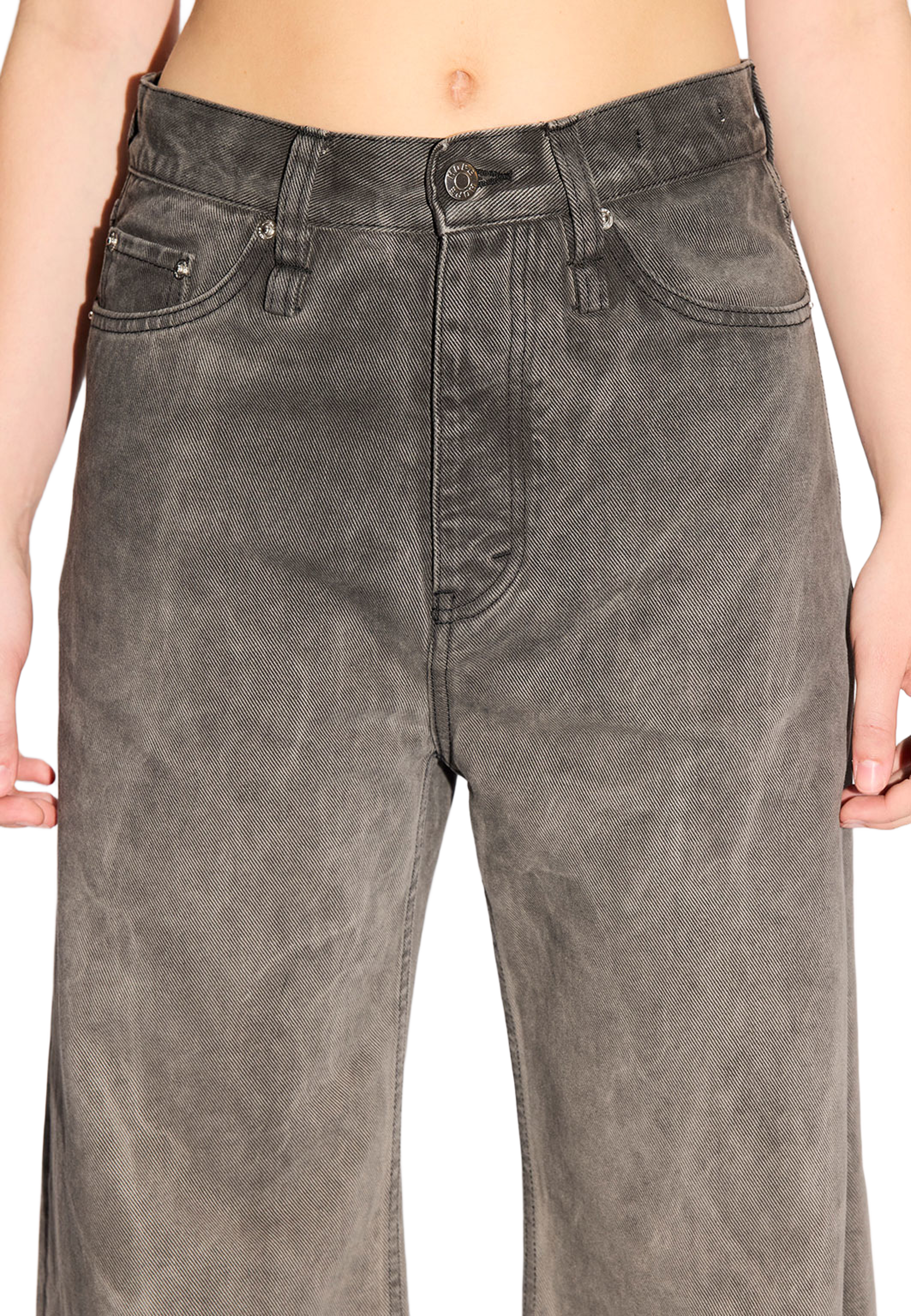 Skid Jeans Cold Black, från Hope, i färgen Cold Black. Klicka för att öppna bilden i stort format