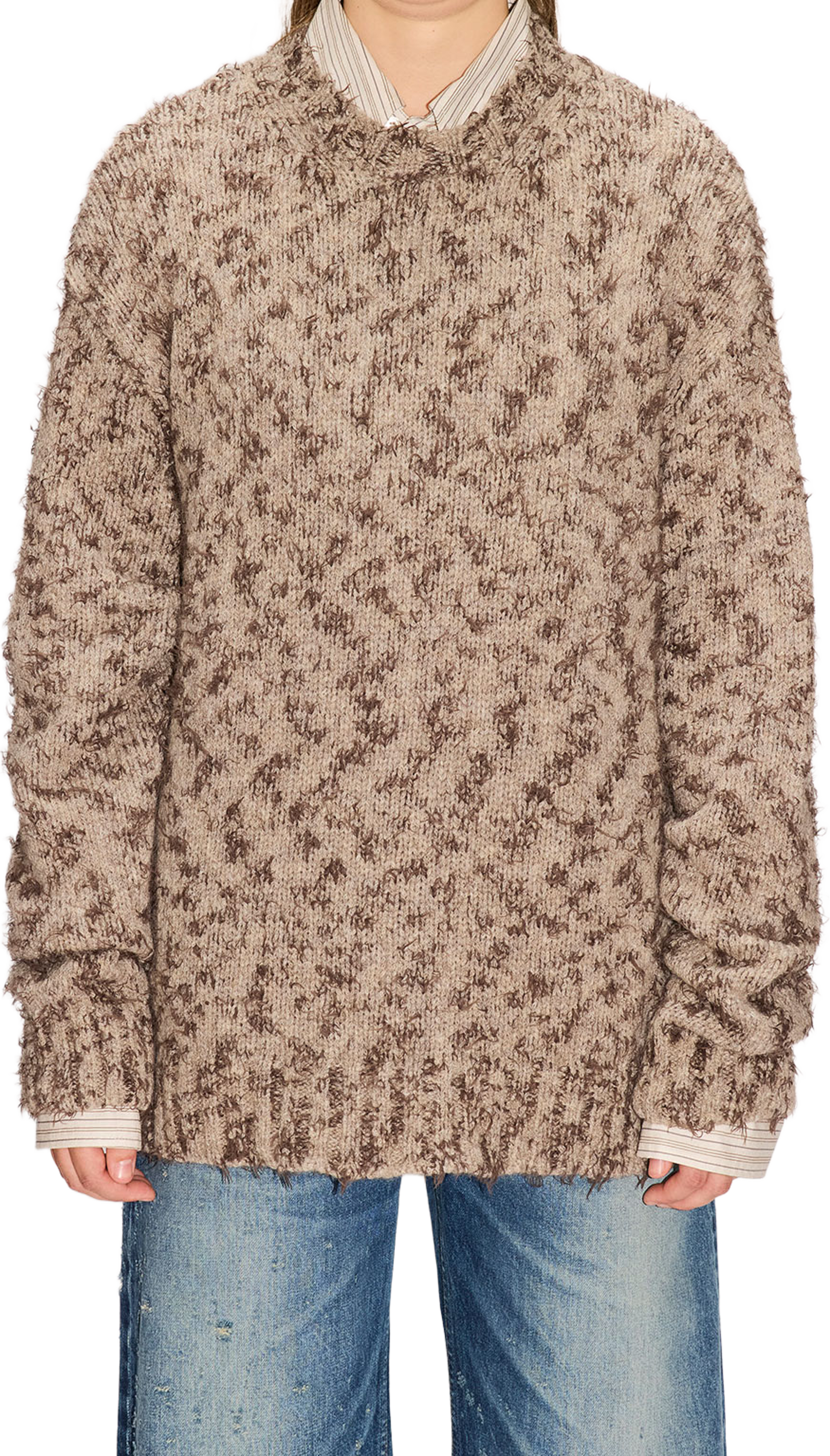 Leo sweater Spotted Beige Fuzz, från Hope, i färgen Spotted Beige Fuzz. Klicka för att öppna bilden i stort format