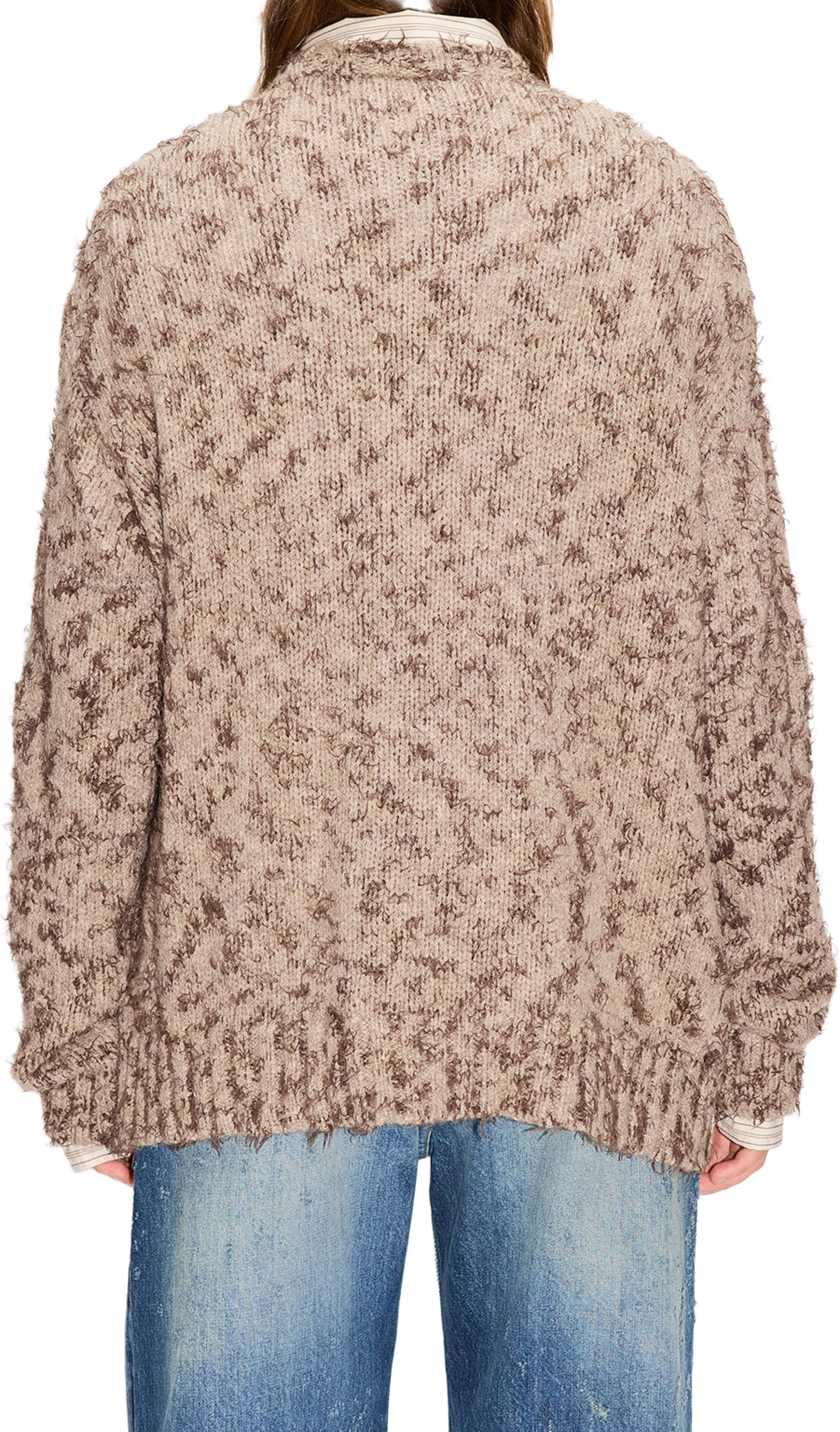 Leo sweater Spotted Beige Fuzz, från Hope, i färgen Spotted Beige Fuzz. Klicka för att öppna bilden i stort format