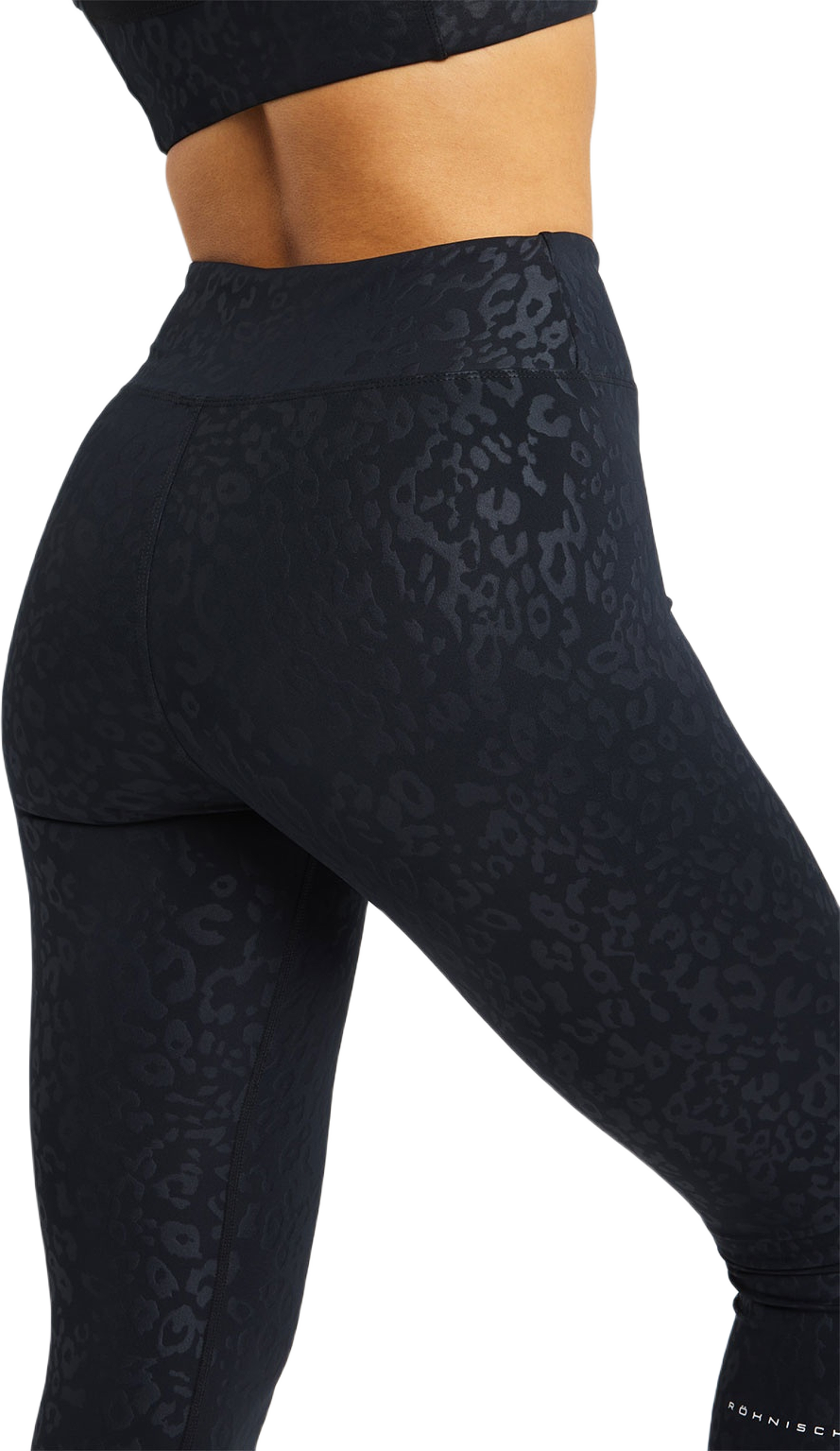 Leo Emboss HW Tights, från Röhnisch, i färgen Leo Emboss Black.