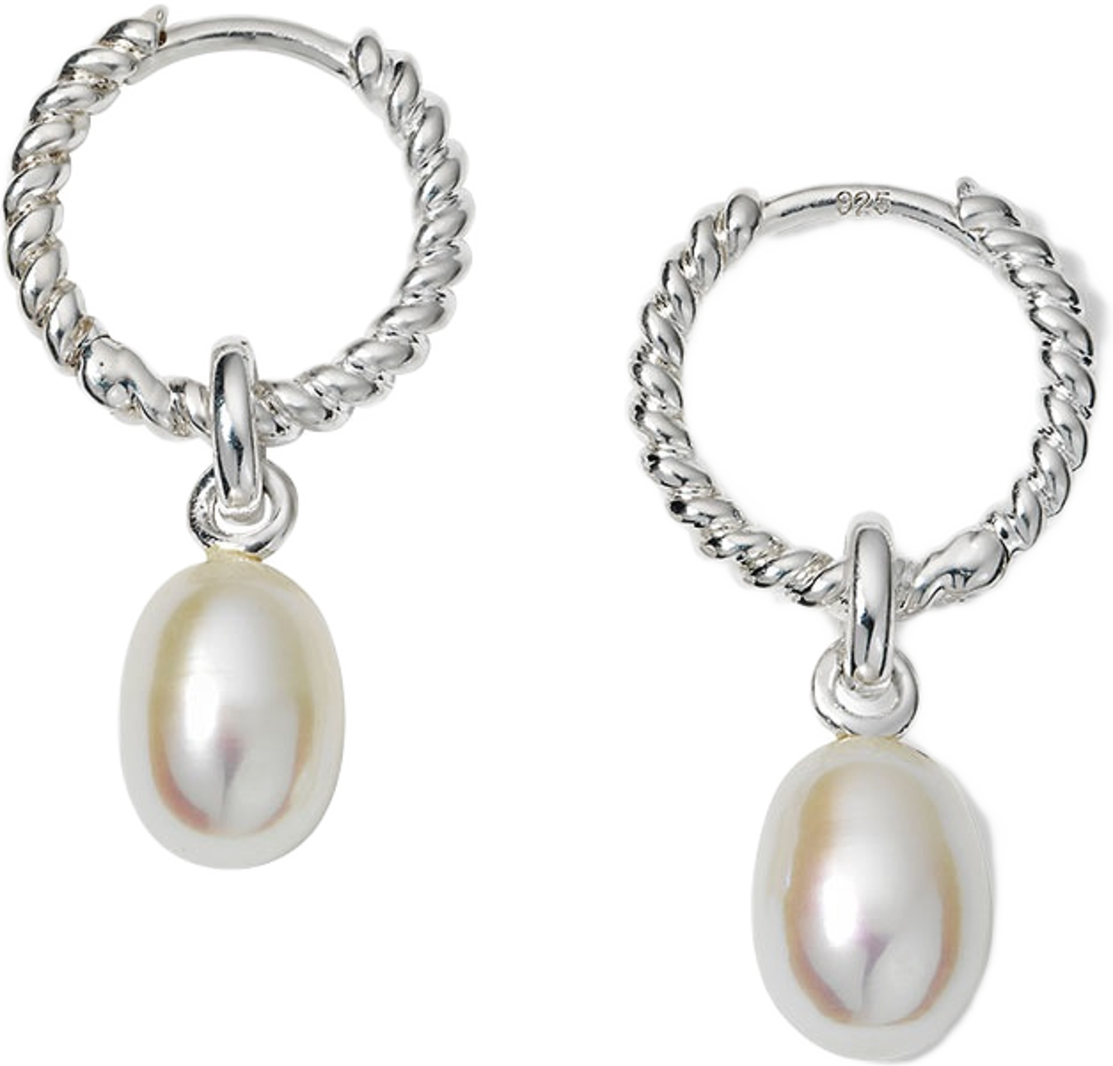 Twisted Treasure Pearl Hoops Gold, från Syster P, i färgen Silver. Klicka för att öppna bilden i stort format