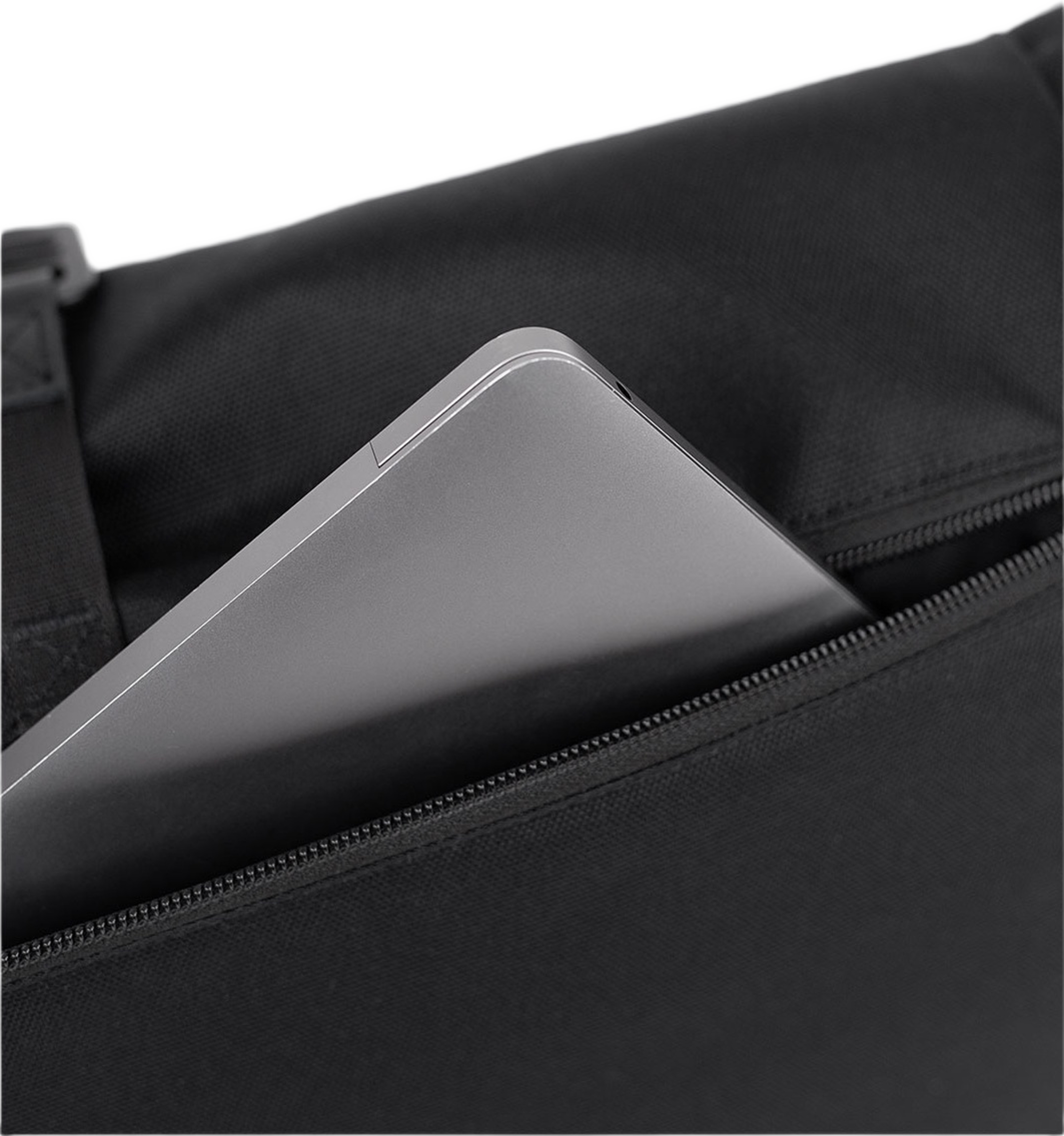 Icon Messenger Bag