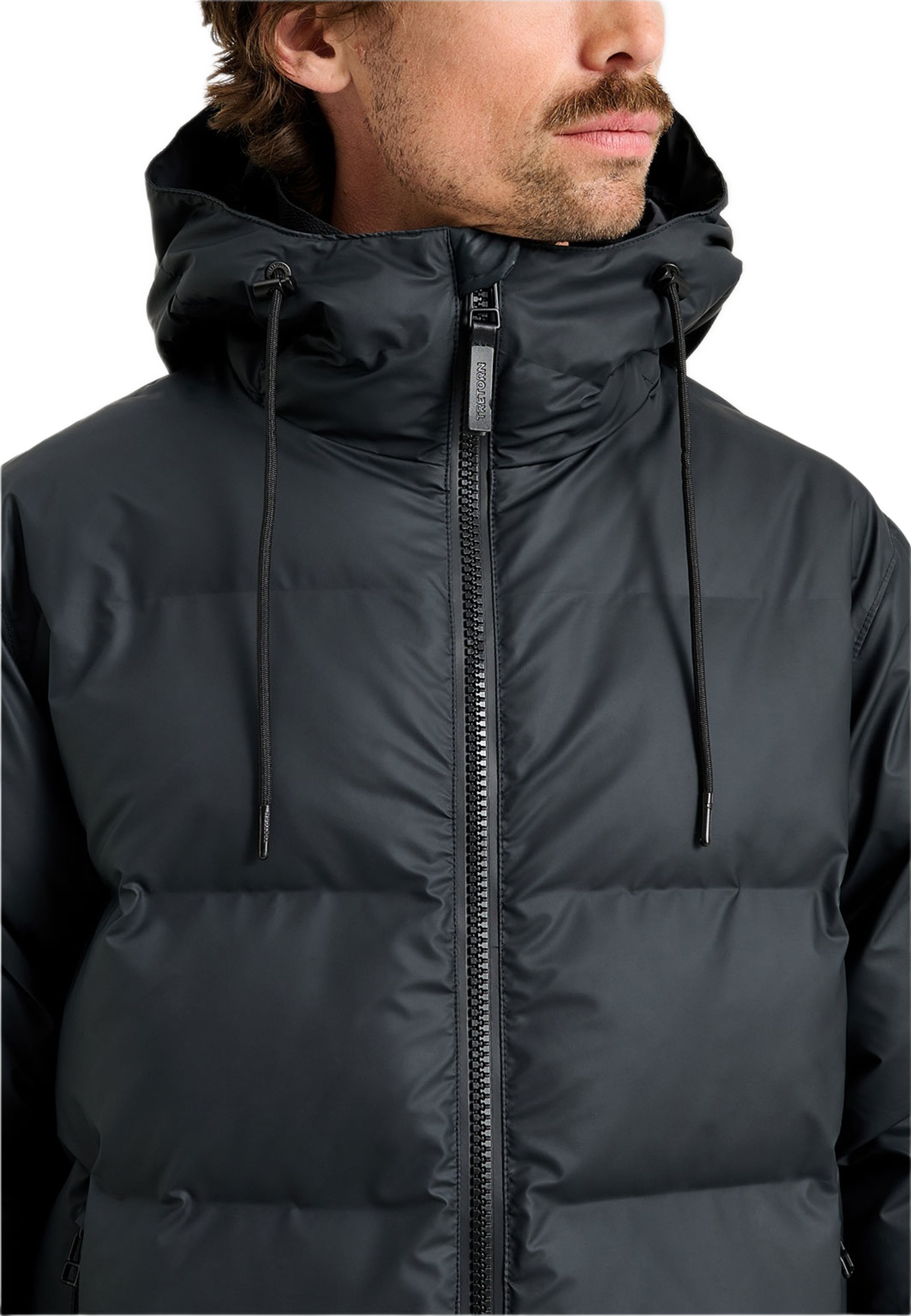 Pave Puffer Jacket, från Tretorn, i färgen Black. Klicka för att öppna bilden i stort format