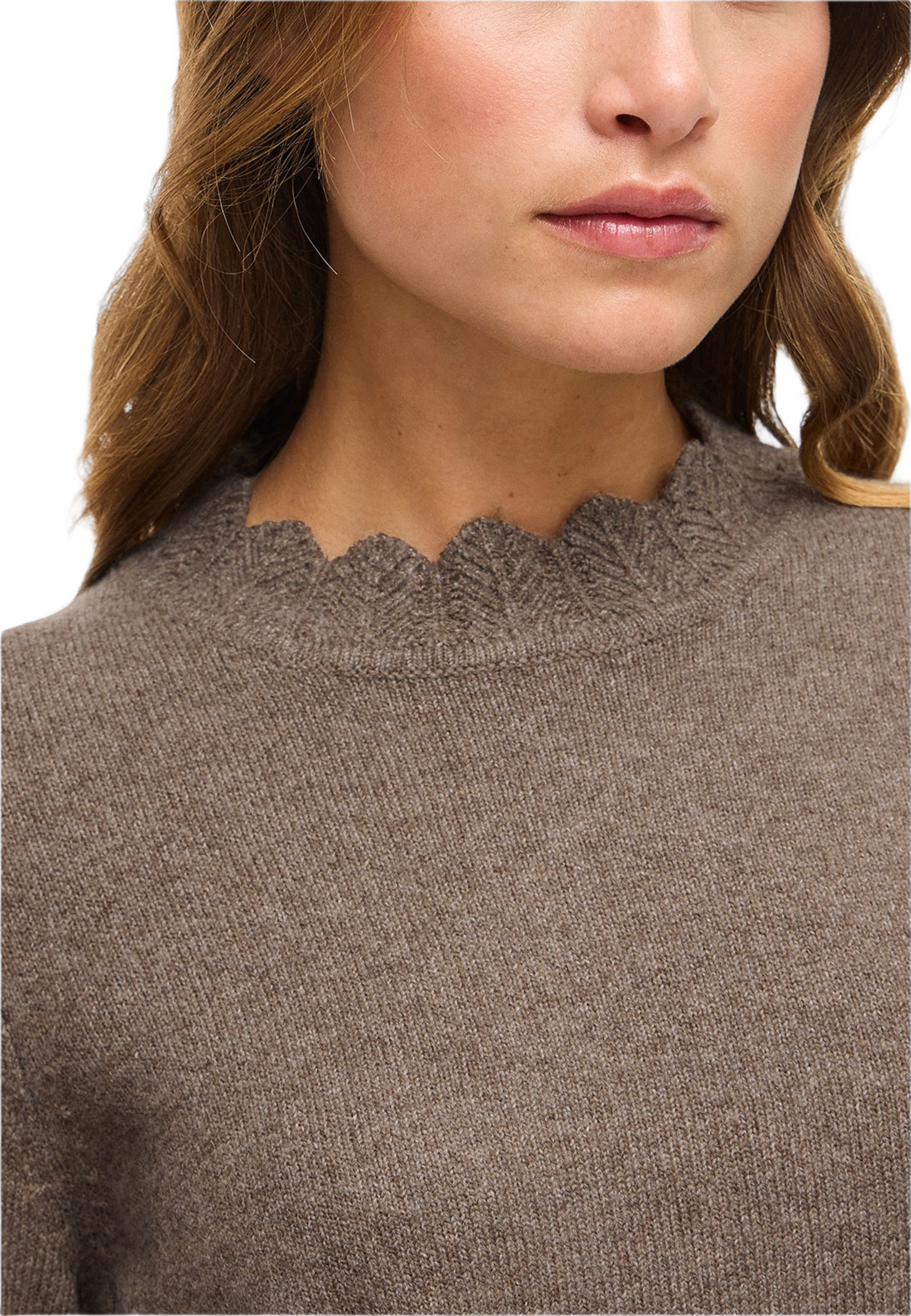 VINIKOLINA O-Neck Knit Top