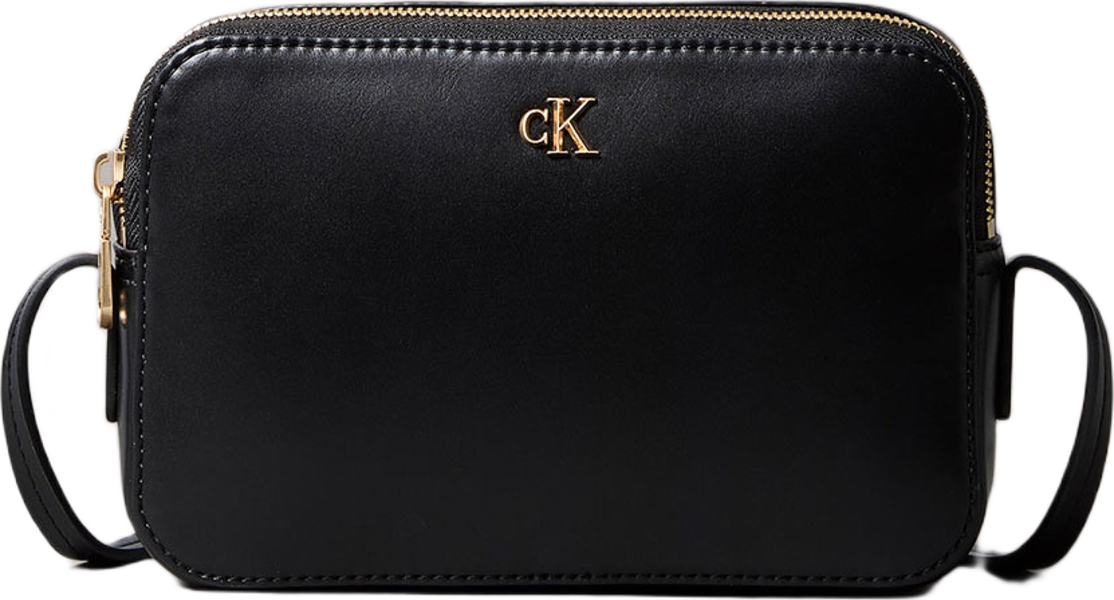 Monogram Logo Hardware Camera Bag, från Calvin Klein, i färgen Black / Antique Light Gold.