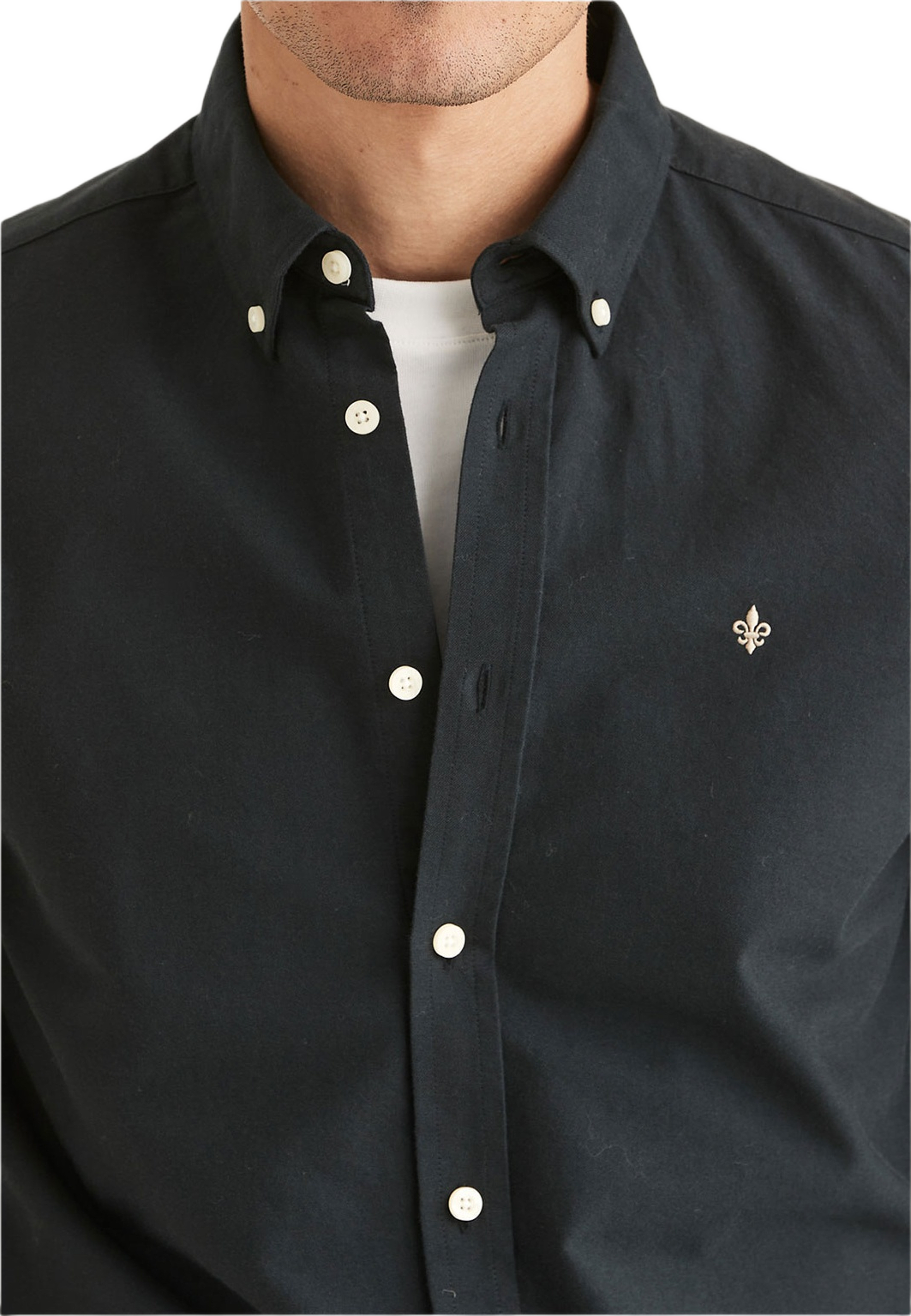 Douglas Shirt-Slim Fit, från Morris, i färgen Black.