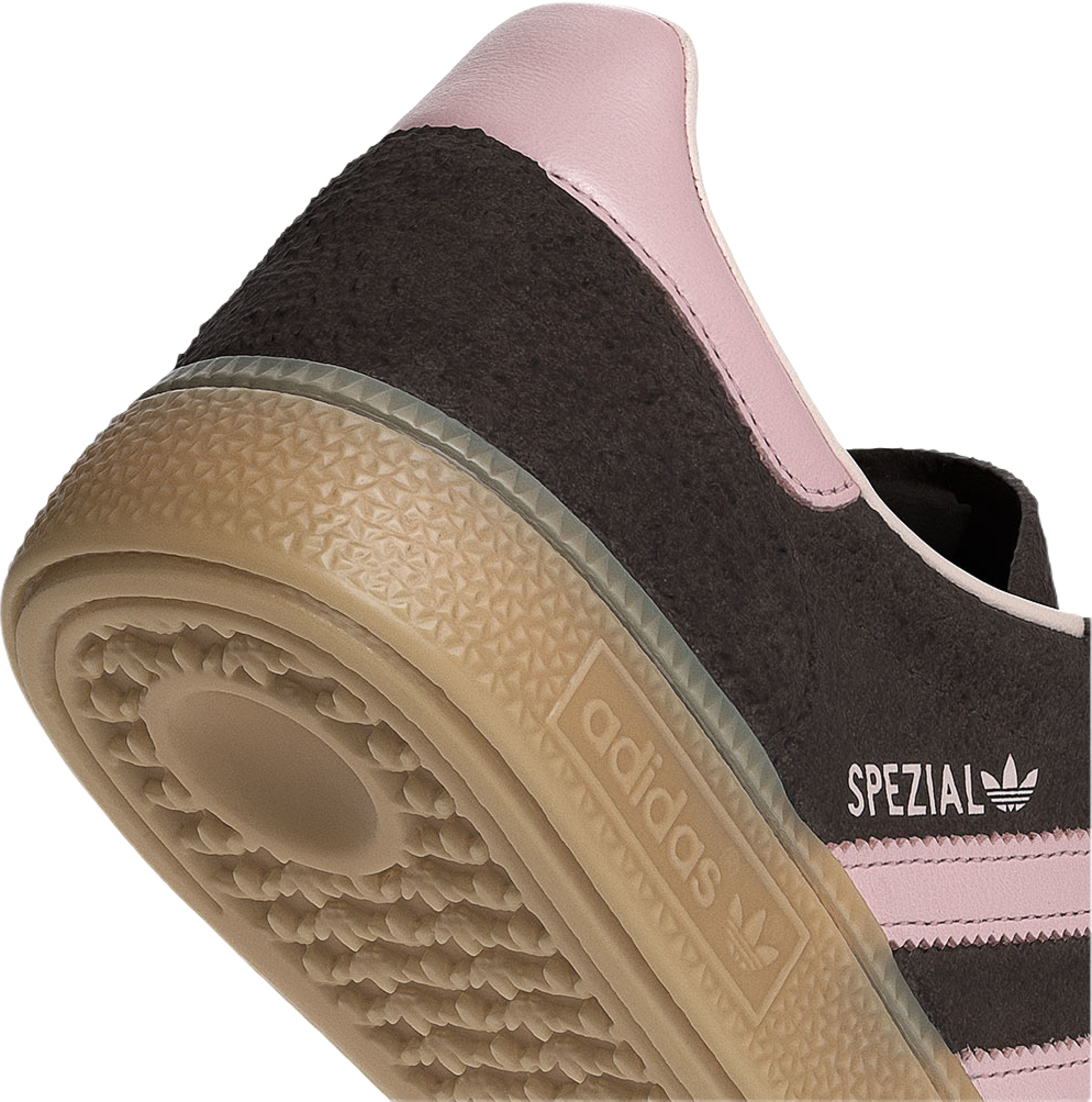 Handball Spezial Skor, från Adidas Originals, i färgen Auco/Sanpin/Gum3. Klicka för att öppna bilden i stort format