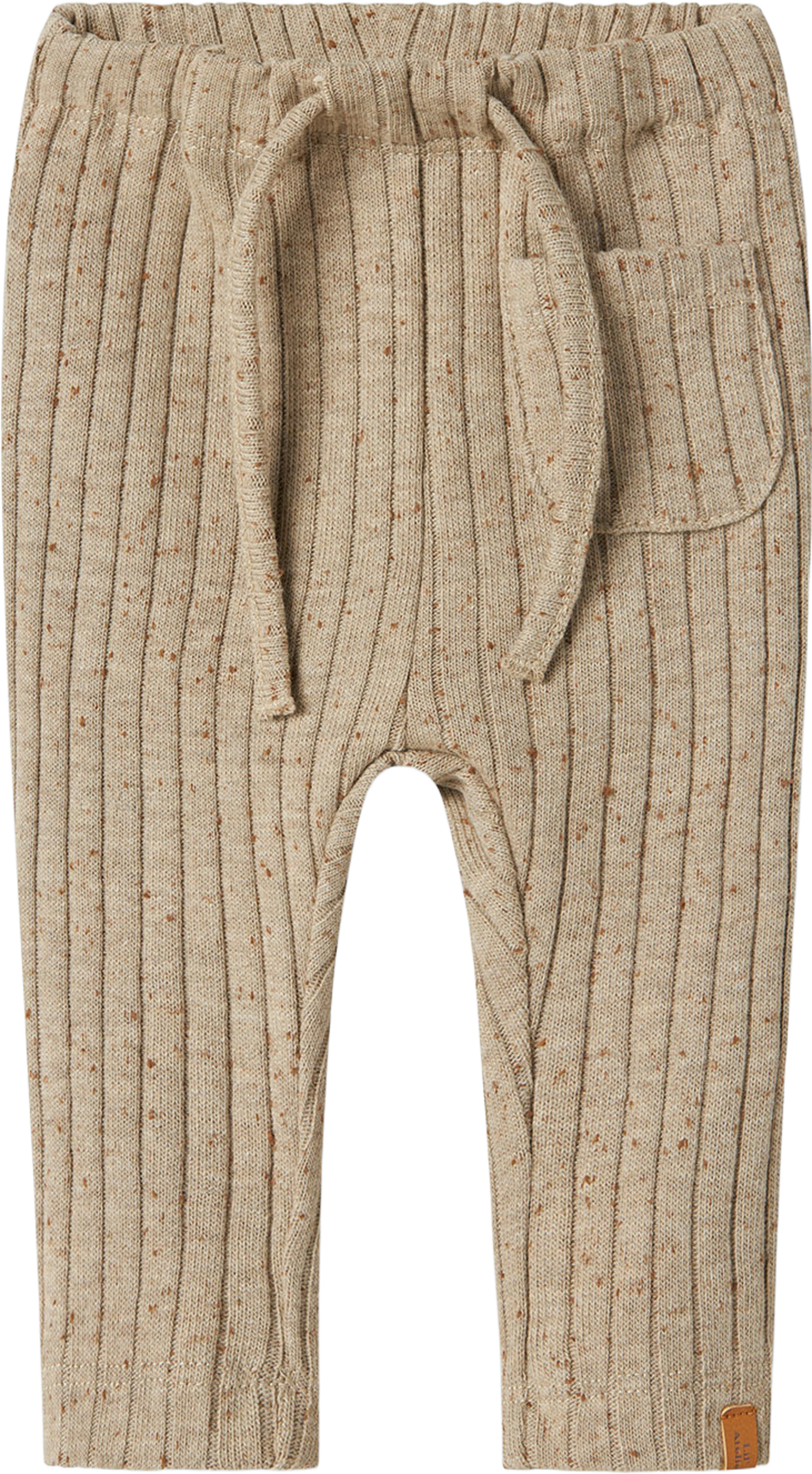 Omilo byxa, från Lil'Atelier, i färgen pure cashmere. Klicka för att öppna bilden i stort format
