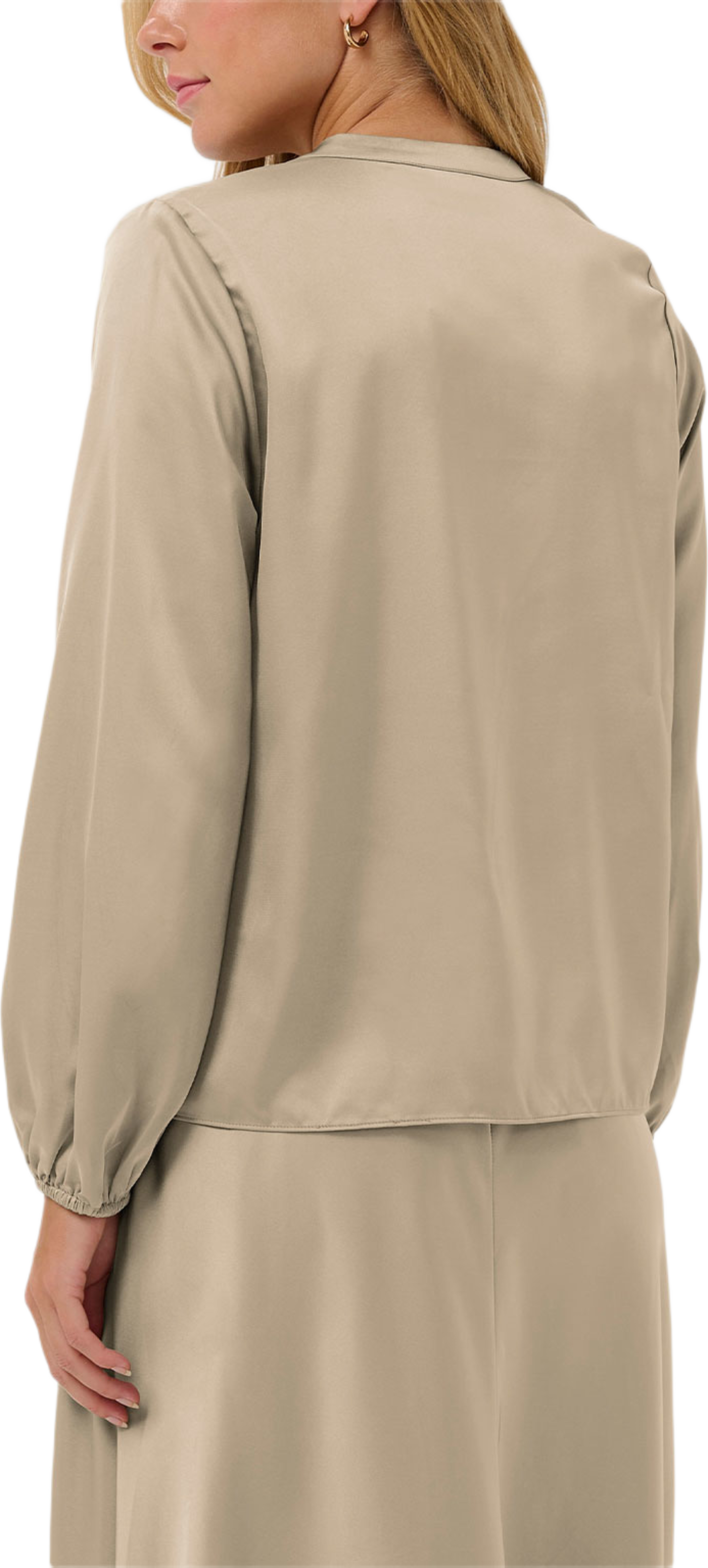 LodisaSZ Blouse, från Saint Tropez, i färgen Greige. Klicka för att öppna bilden i stort format