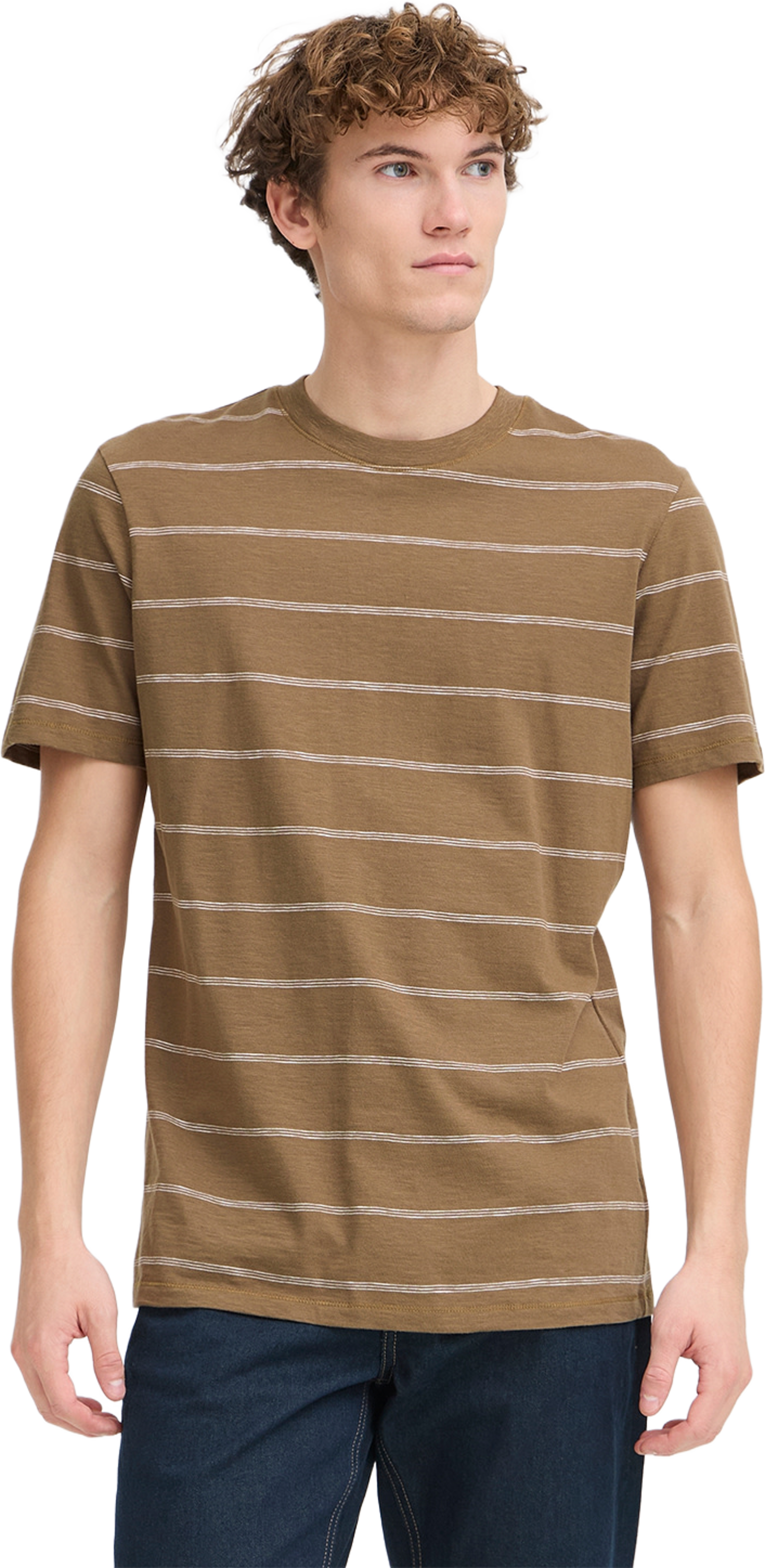 Lie 0256 Striped Slub Tee, från Casual Friday, i färgen Cub. Klicka för att öppna bilden i stort format