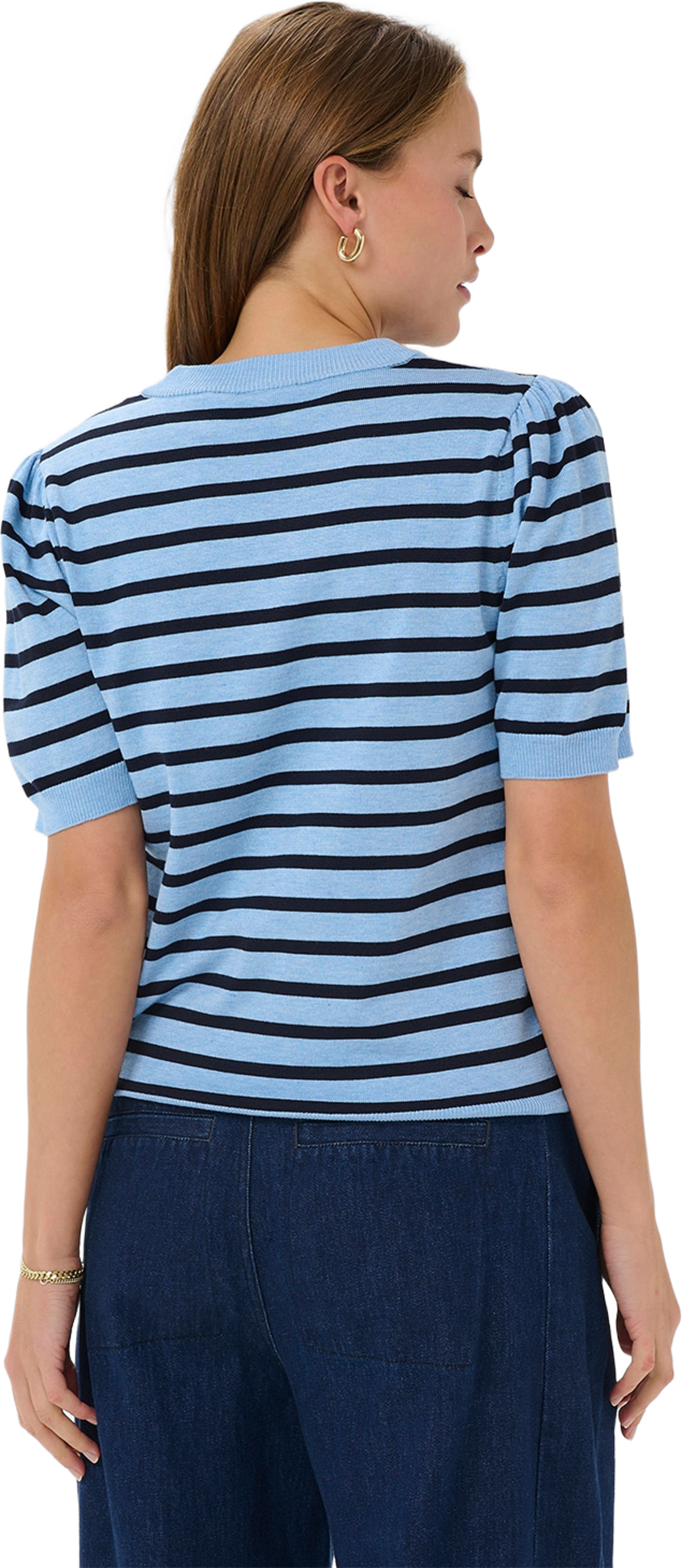 MilaSZ SS Striped Pullover, från Saint Tropez, i färgen Allure Nightsky Stripe. Klicka för att öppna bilden i stort format