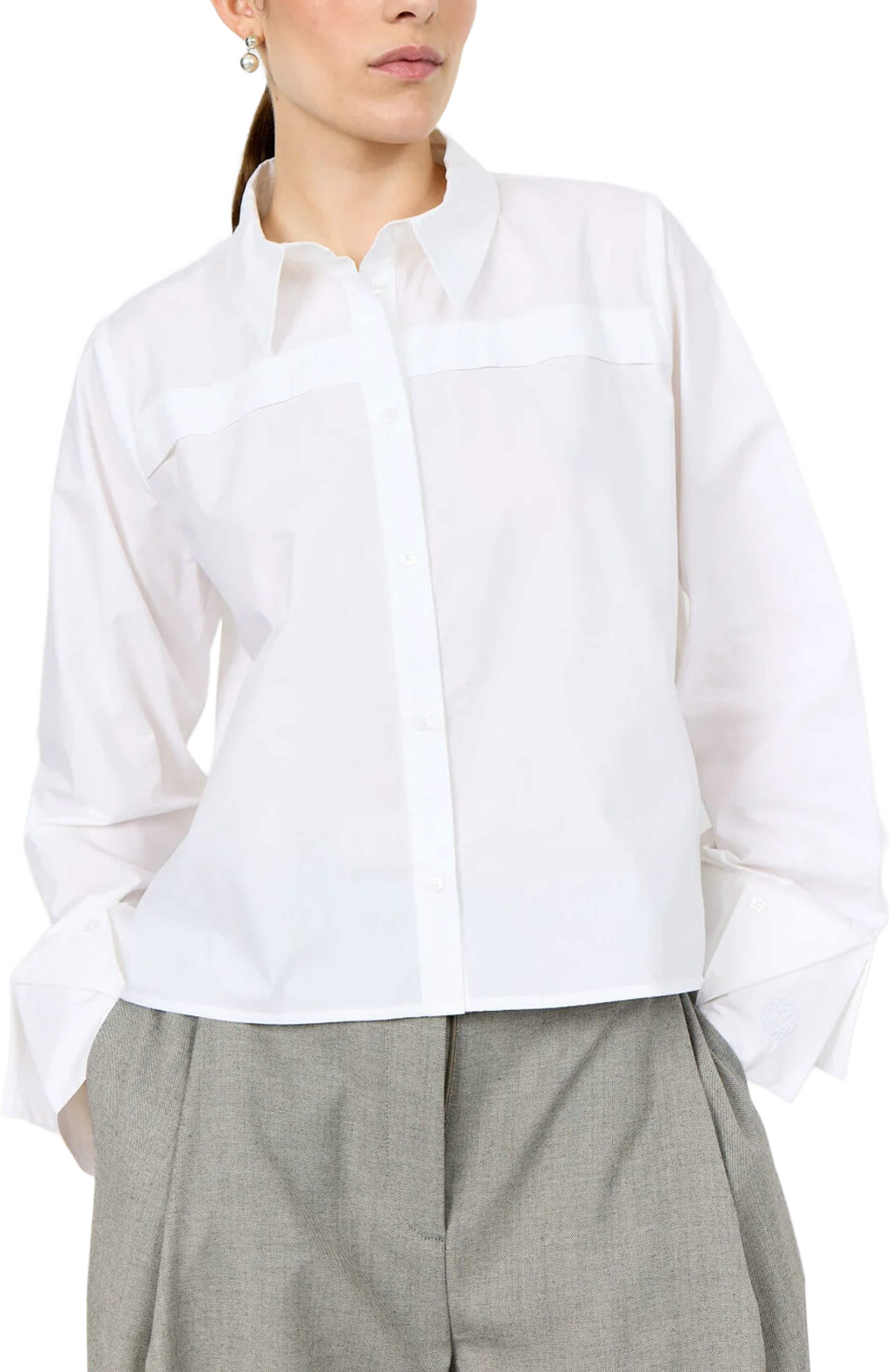 LR-Kia 4 Shirt, från Leveté Room, i färgen White. Klicka för att öppna bilden i stort format