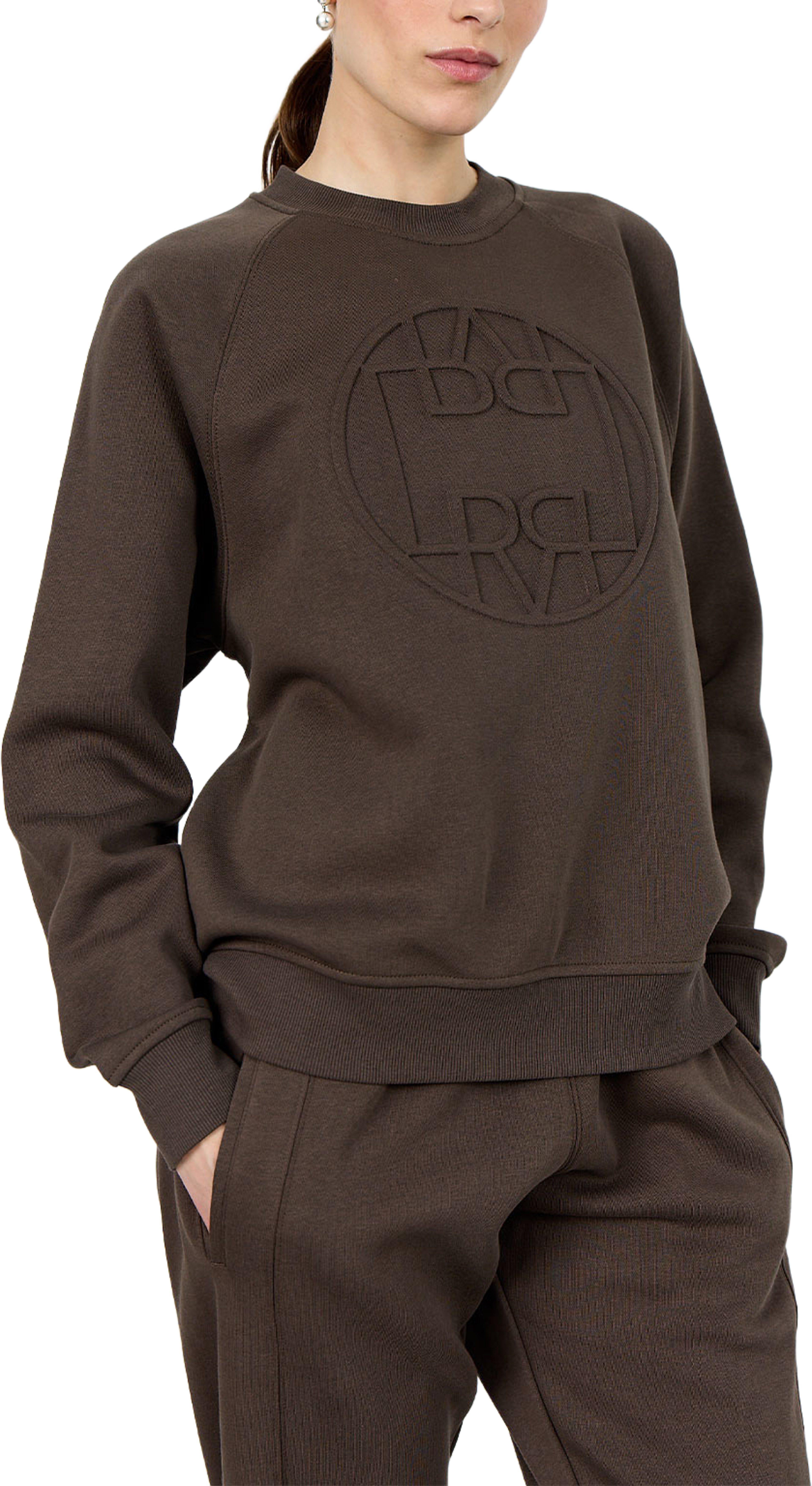 LR-Nuka 11 Sweatshirt, från Leveté Room, i färgen Coffee. Klicka för att öppna bilden i stort format