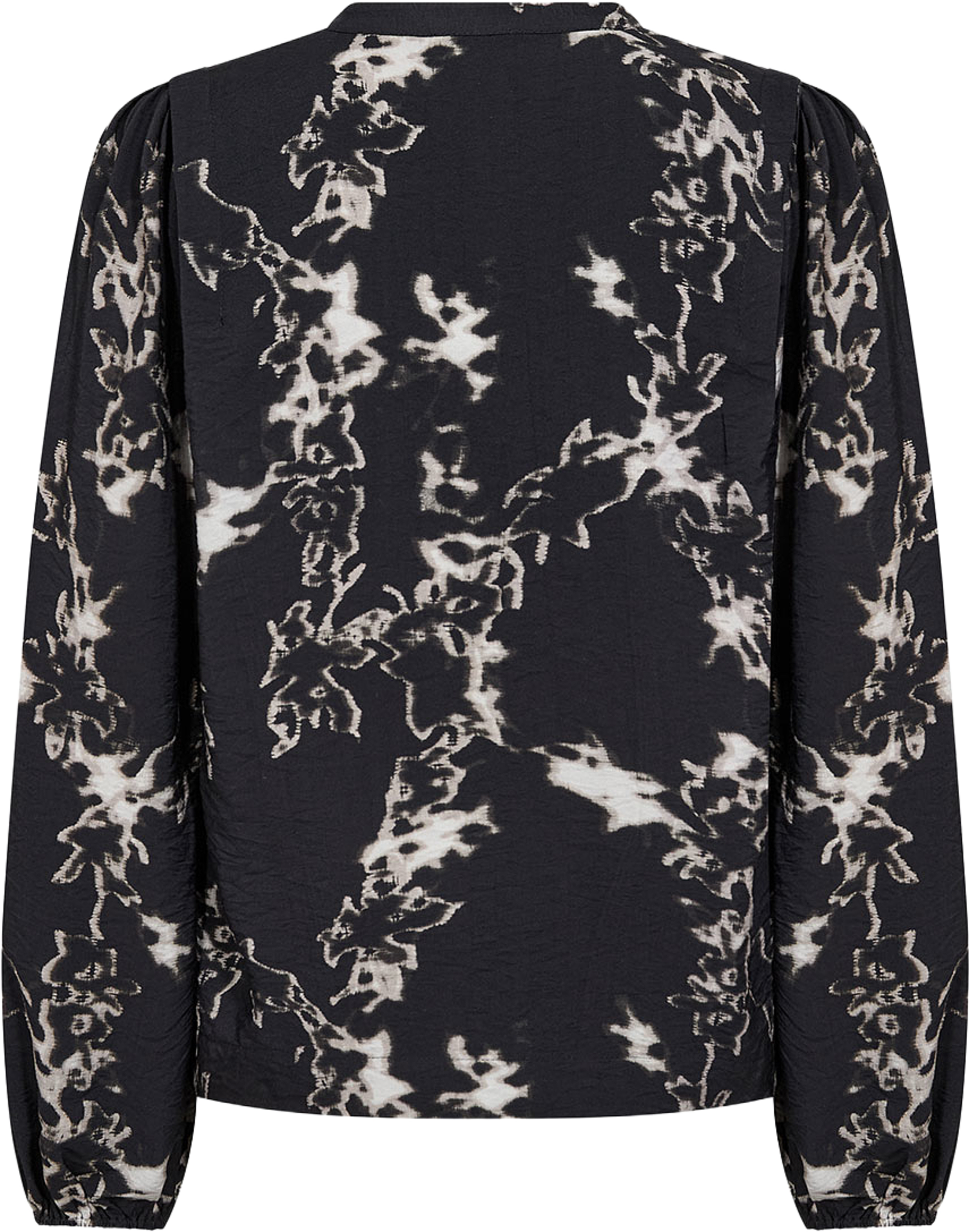 LR-Nelsy 2 Shirt, från Leveté Room, i färgen Black Combi. Klicka för att öppna bilden i stort format