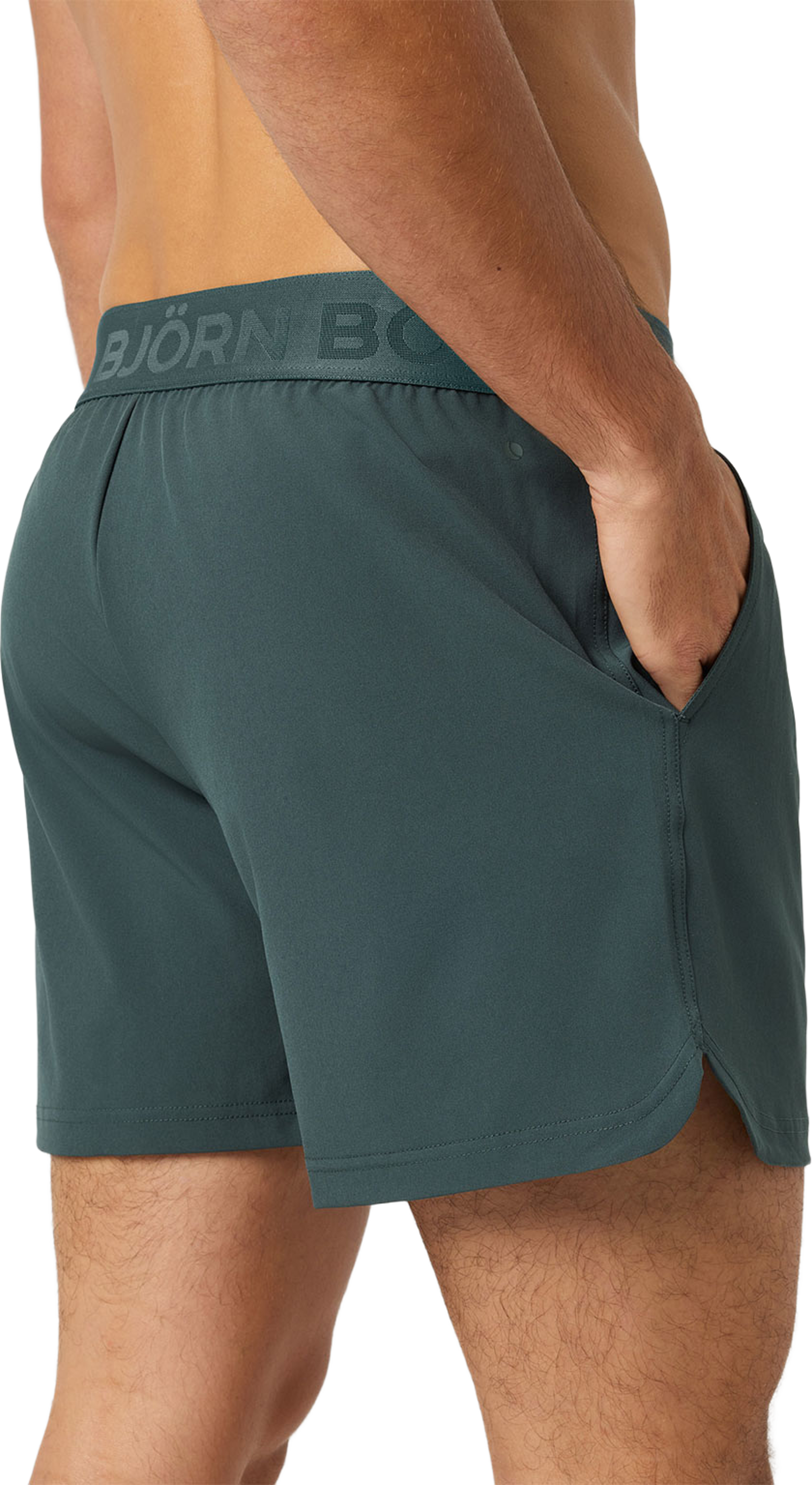 Borg 6" Shorts, från Björn Borg Sport, i färgen Urban Chic. Klicka för att öppna bilden i stort format