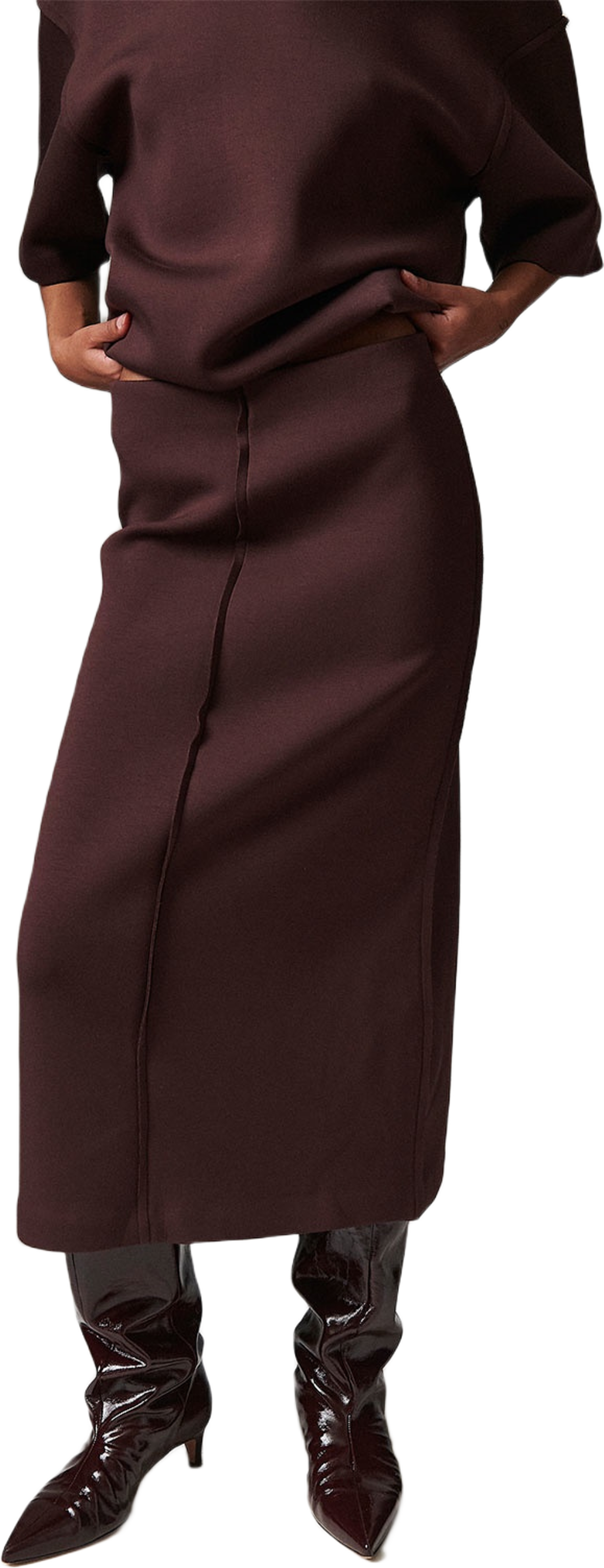 Suzie Skirt - Scuba, från DAY Birger et Mikkelsen, i färgen Chocolate Plum.