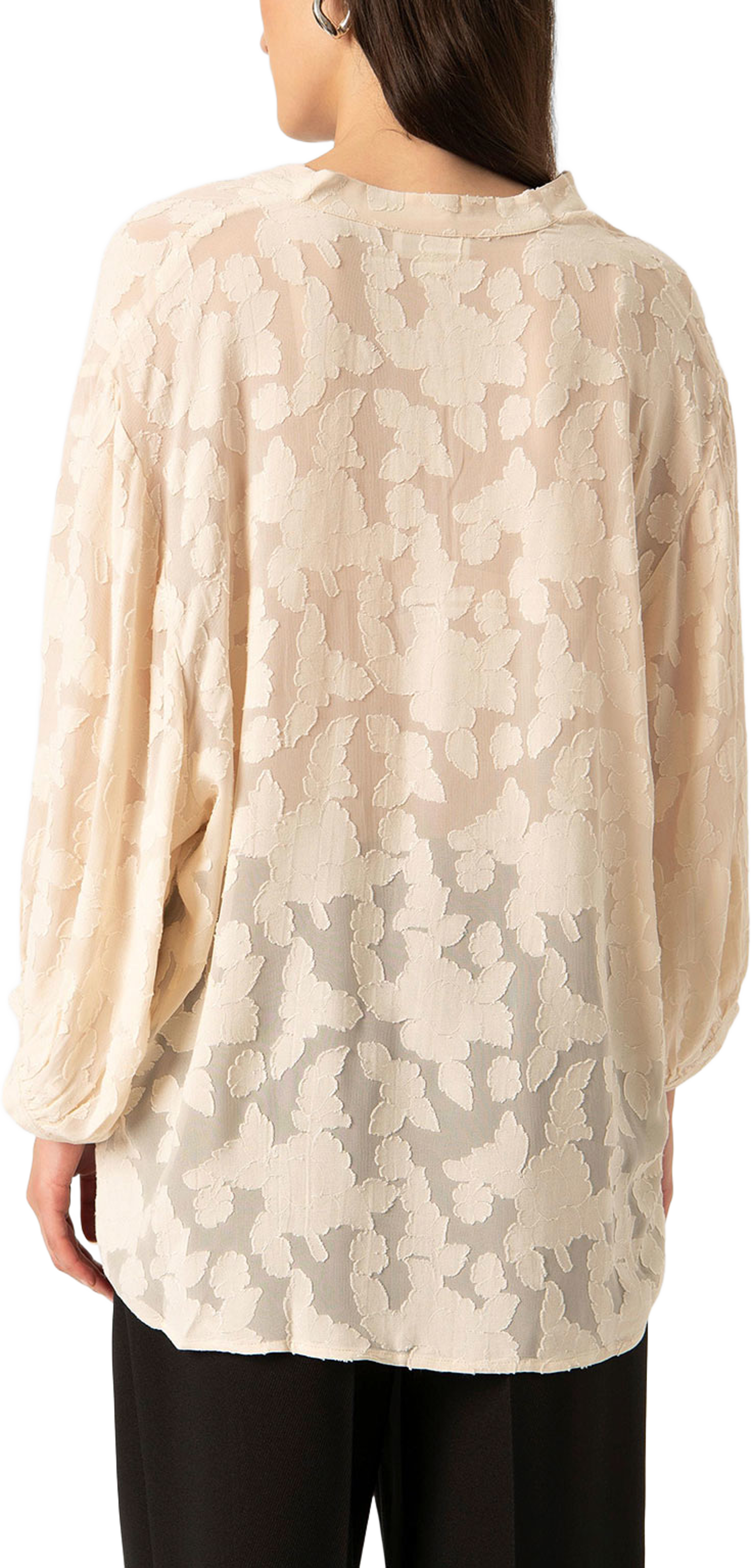 Felisia Amily Blouse, från Soaked In Luxury, i färgen Sandshell. Klicka för att öppna bilden i stort format