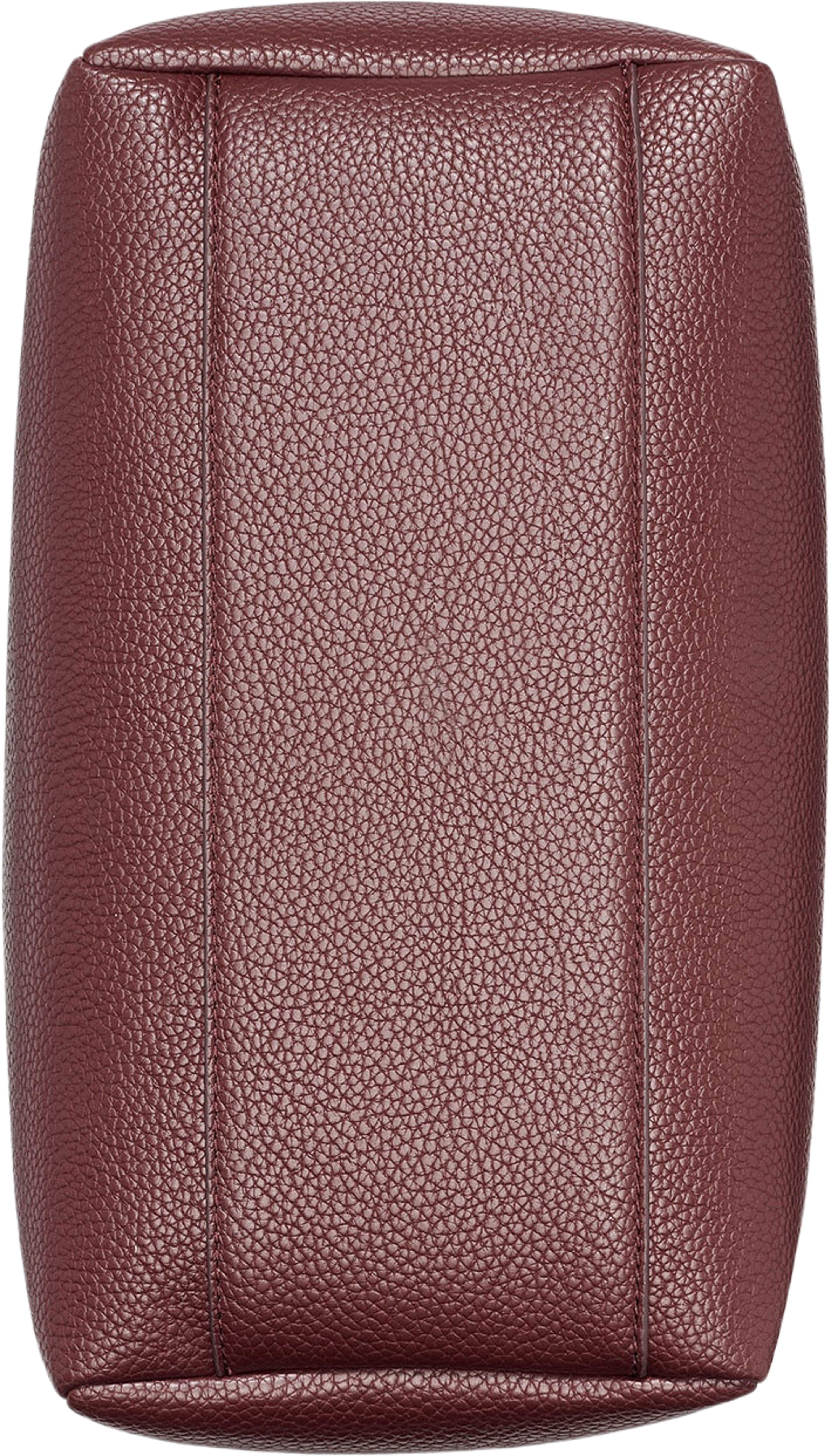 Willa Satchel, från DKNY, i färgen Aged Wine.