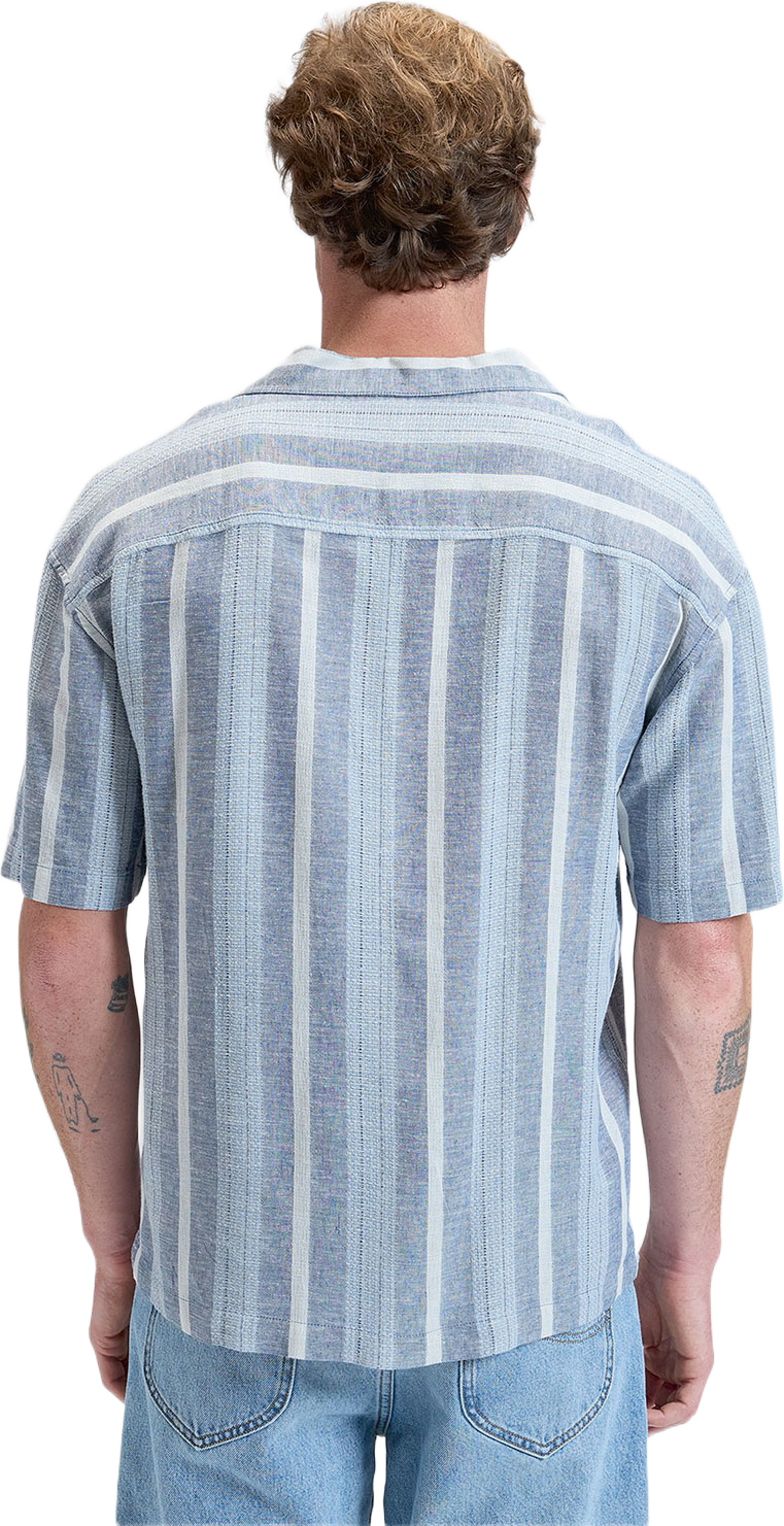 Rlx Resort Shirt, från Lee, i färgen Academy Blue Stripe. Klicka för att öppna bilden i stort format