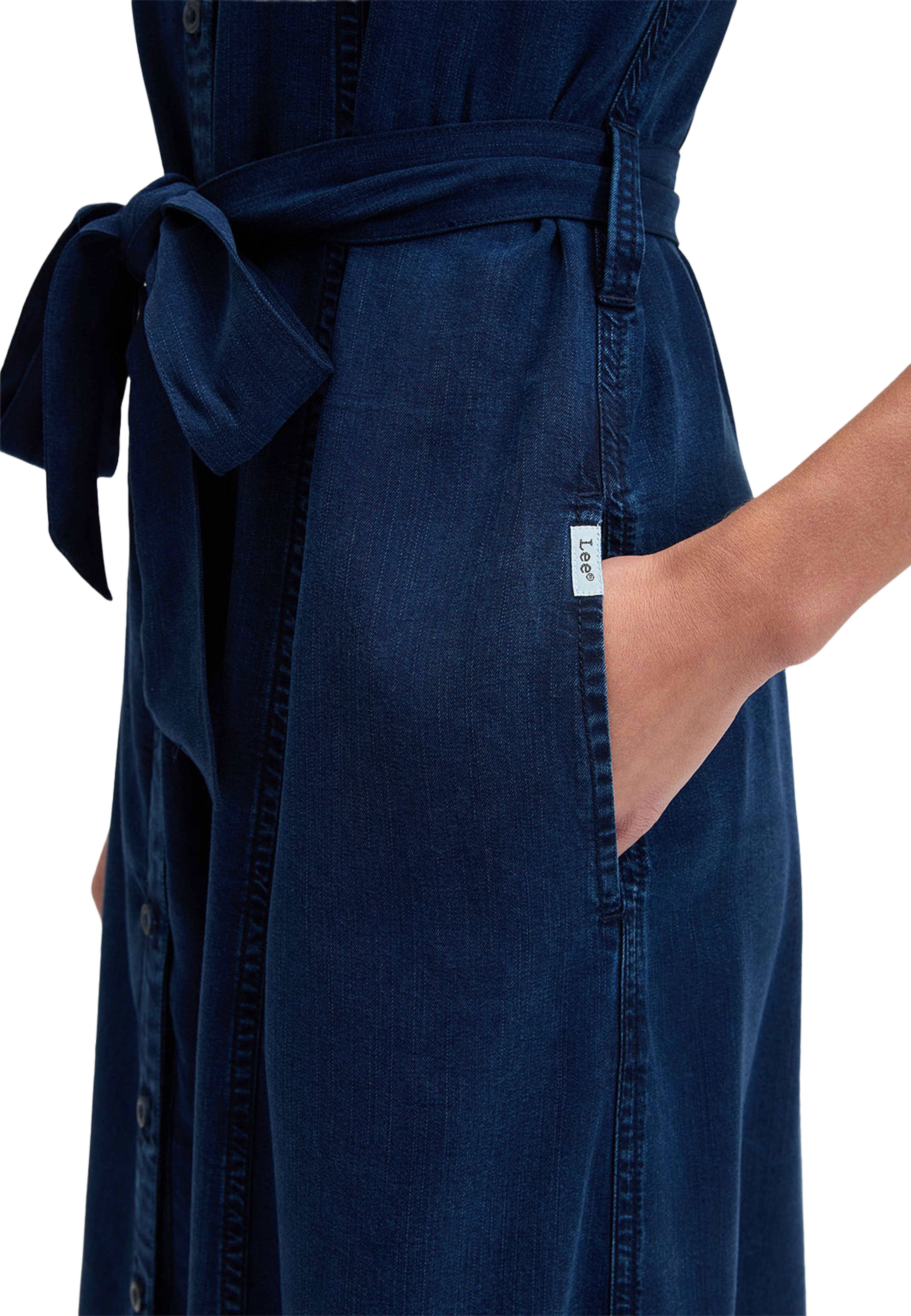 Belted Midi Dress, från Lee, i färgen Sunset Ride. Klicka för att öppna bilden i stort format