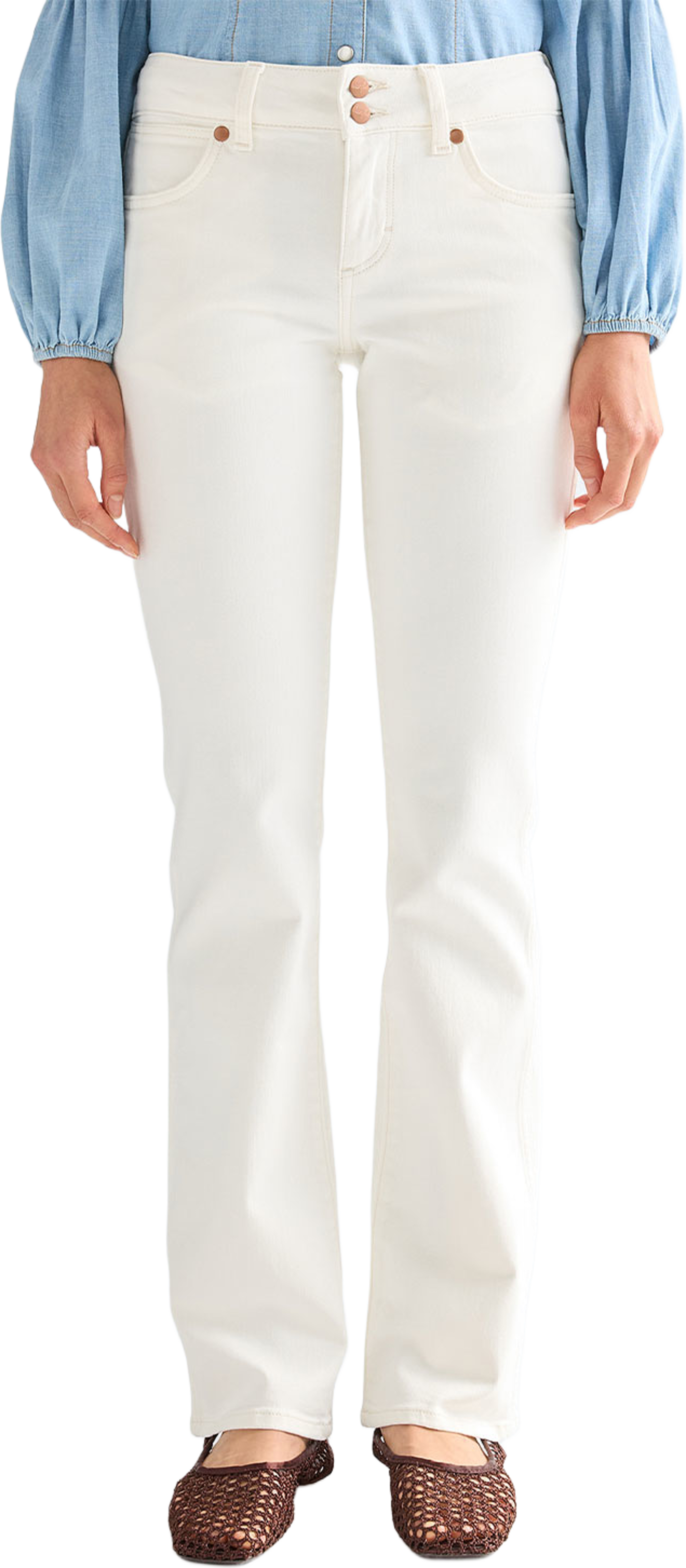 Low Rise Bold Boot Jeans, från Wrangler, i färgen Worn White. Klicka för att öppna bilden i stort format