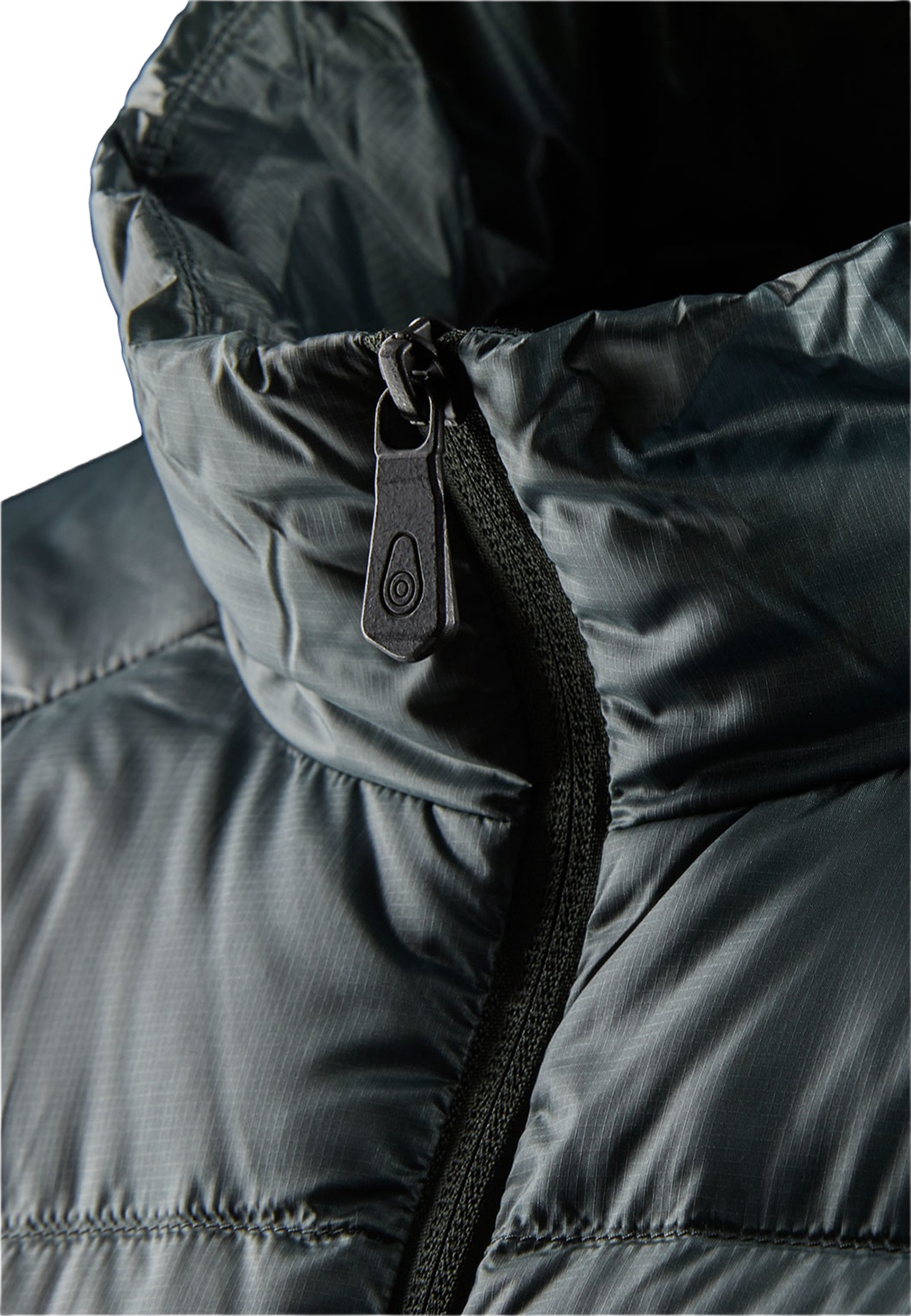 Spray Down Vest, från Sail Racing, i färgen Aurora Green.