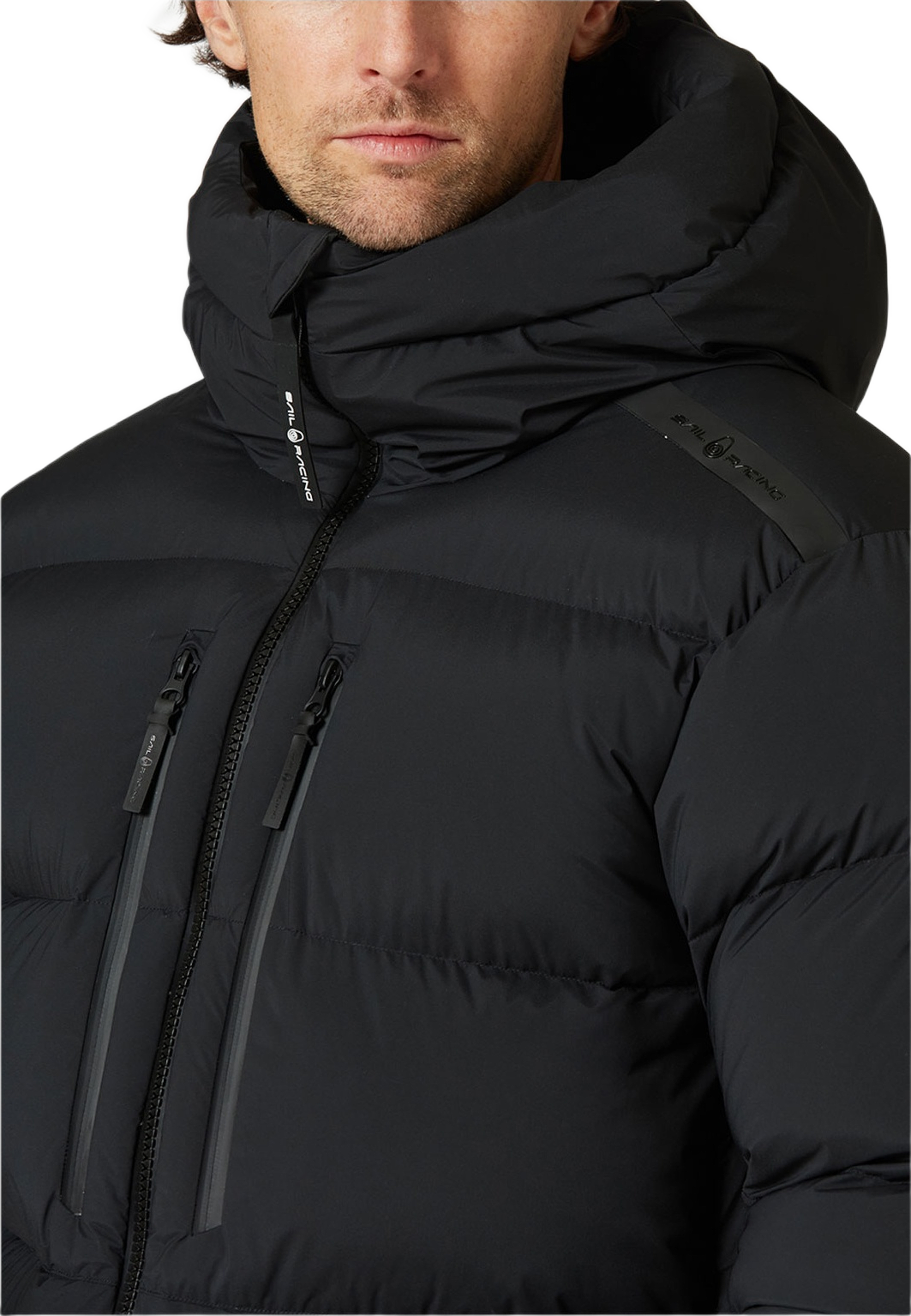 Hurricane Down Parka, från Sail Racing, i färgen Carbon.