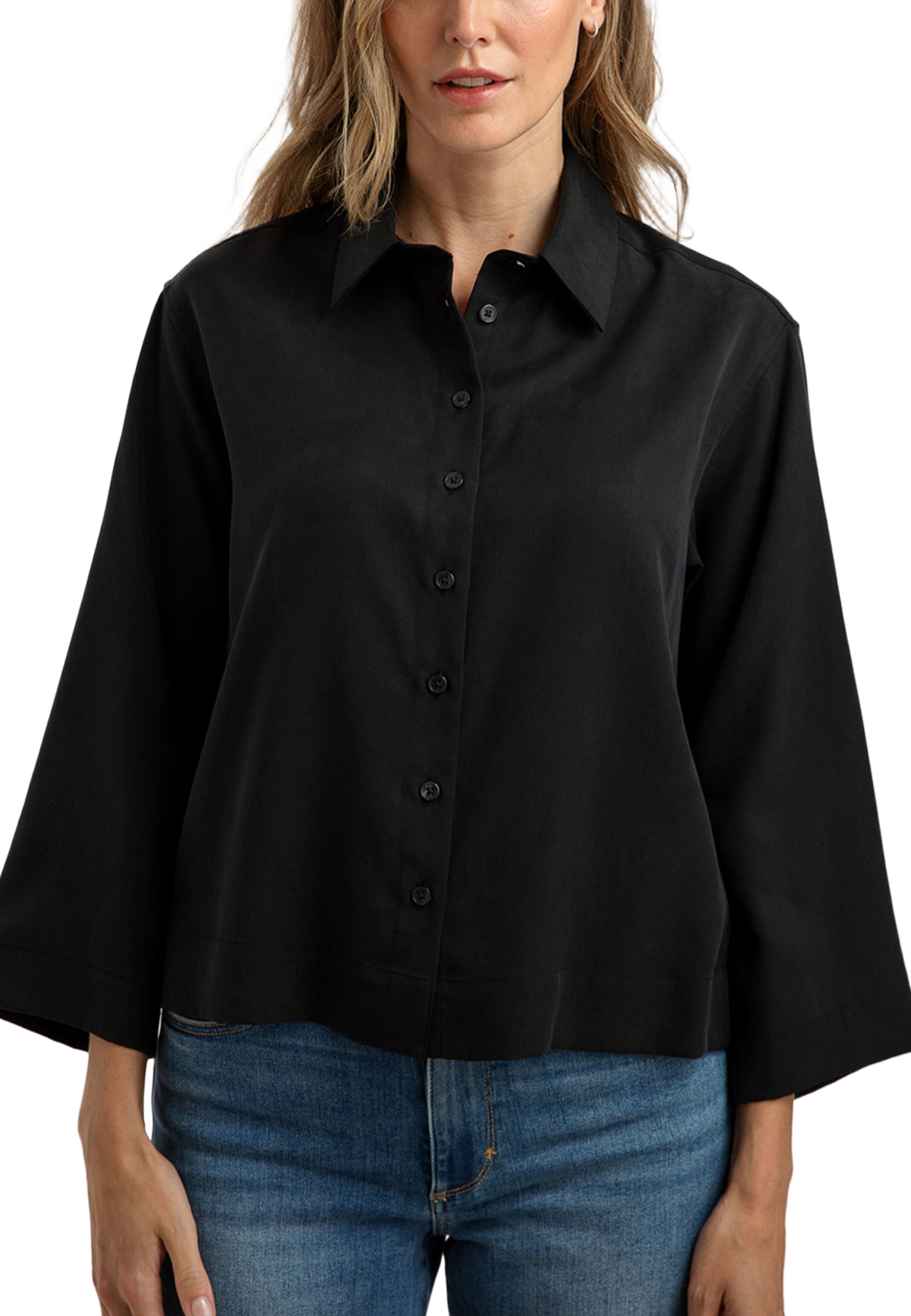 Blus Melina Soft Tencel, från The Shirt Factory, i färgen Black. Klicka för att öppna bilden i stort format