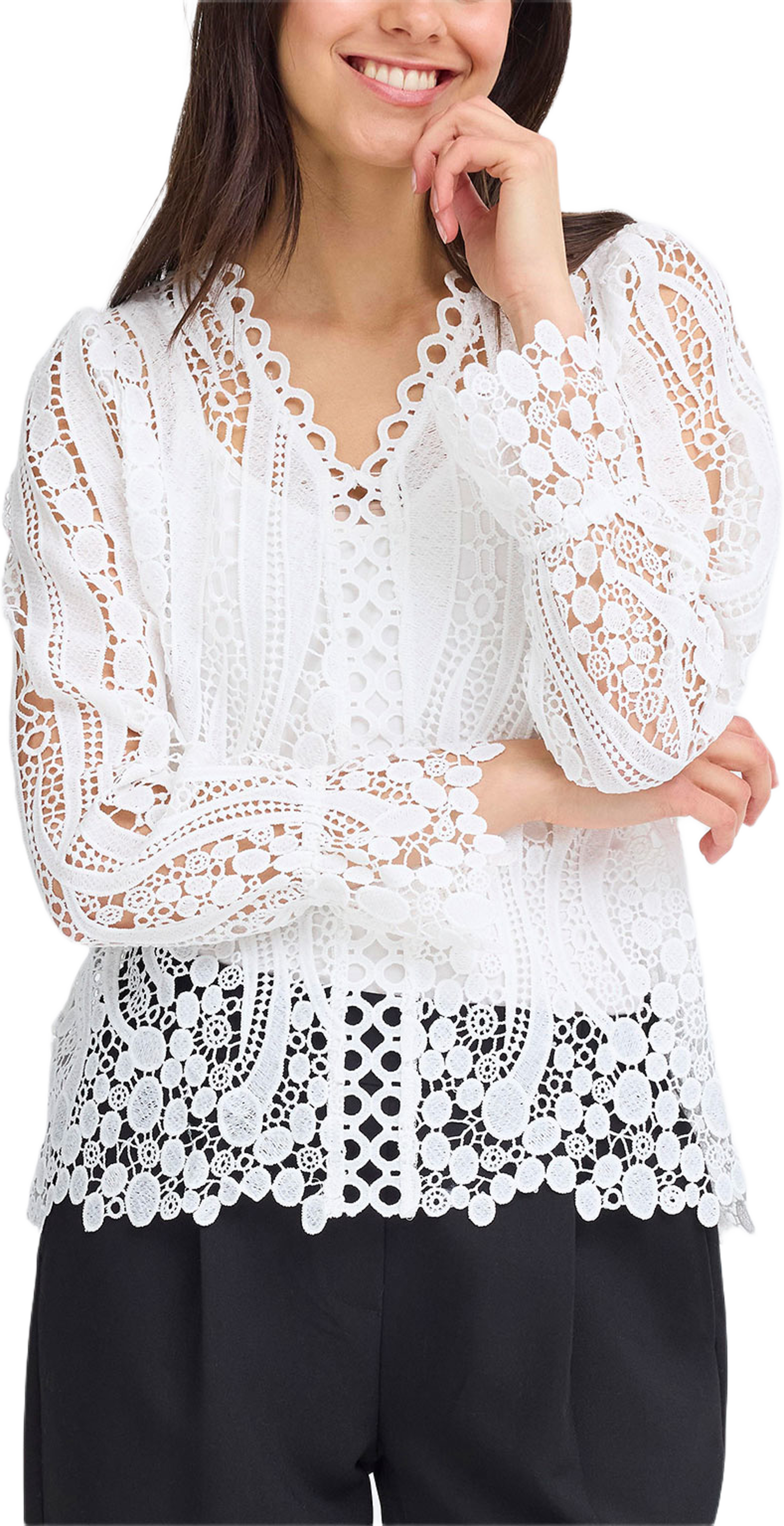 FRBELLE Blouse, från Fransa, i färgen Whisper White.
