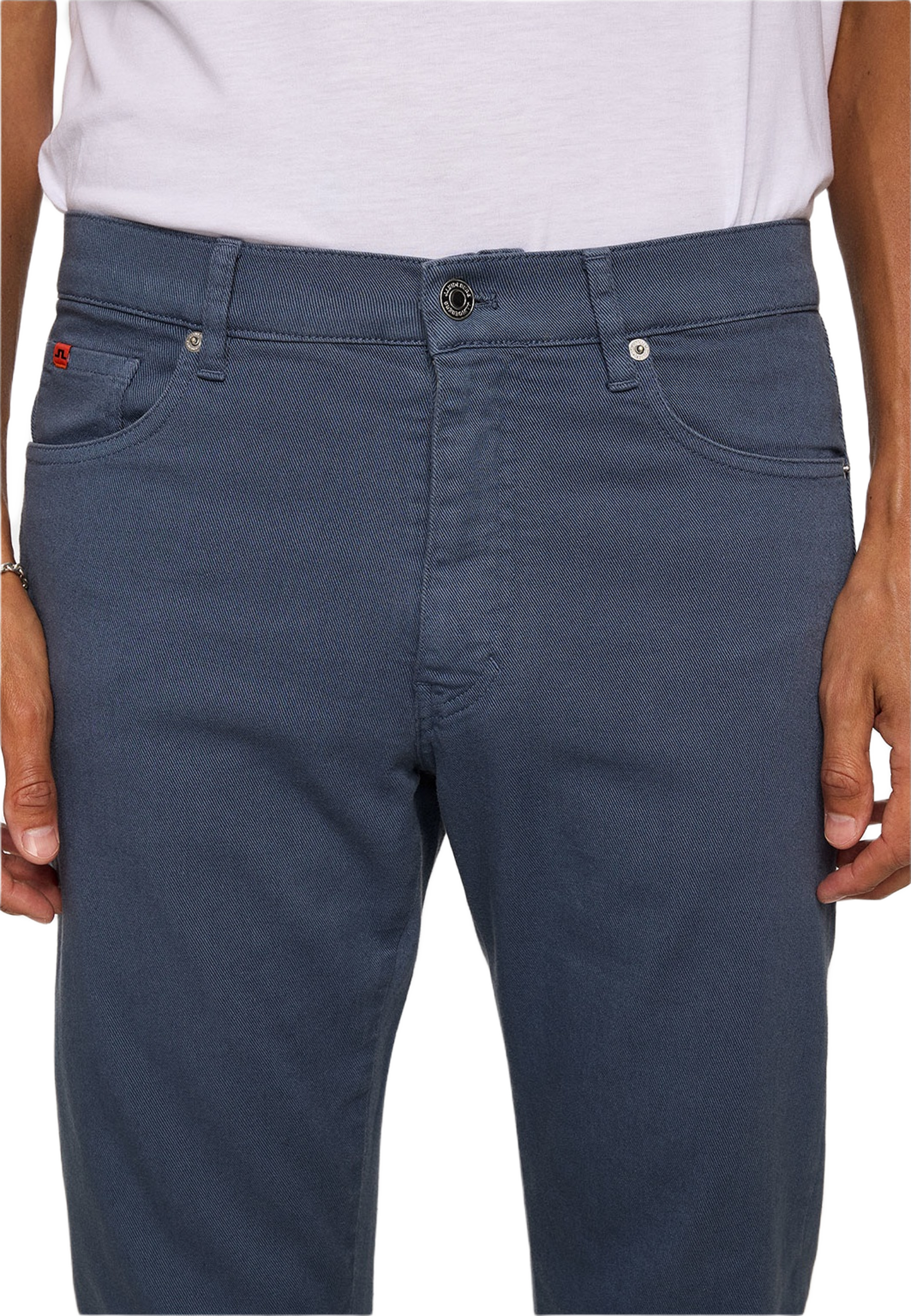 Jax LHT Slim Jeans, från J.Lindeberg, i färgen Vintage Indigo.